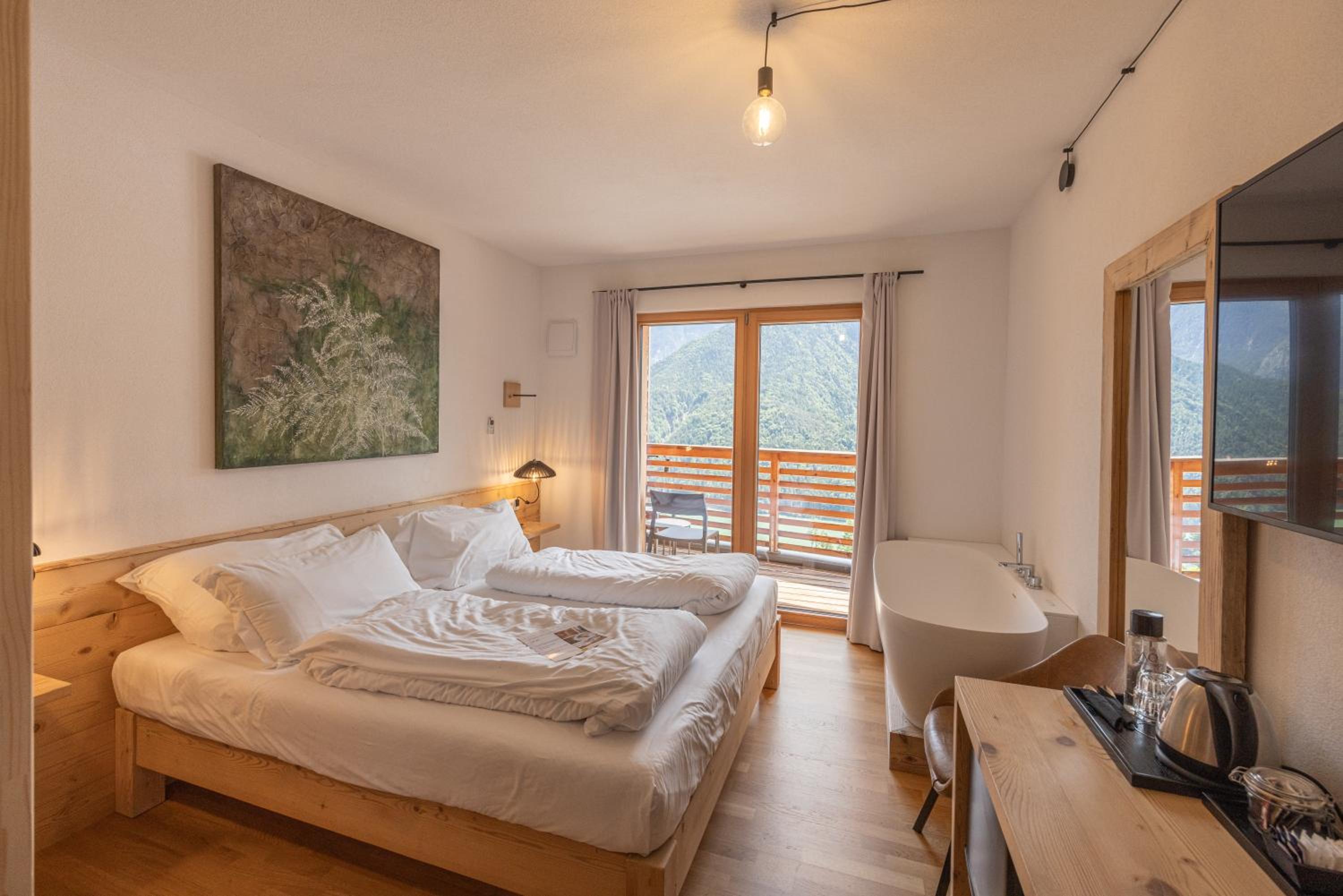 Double Room with Balcony - Photo 1