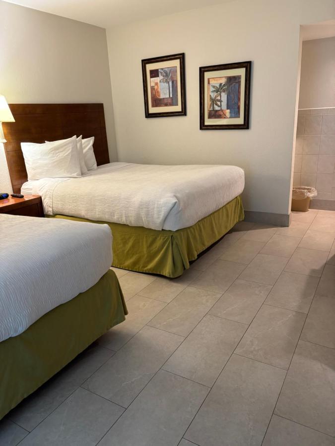 Standard queen room with 2 queen beds