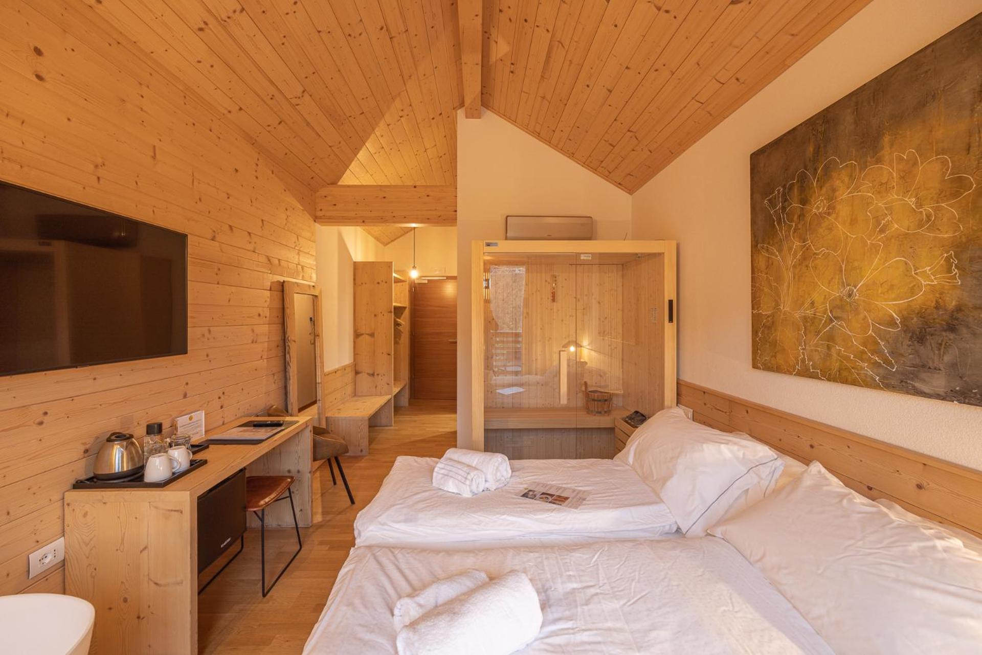 Double Room with Terrace - Photo 3