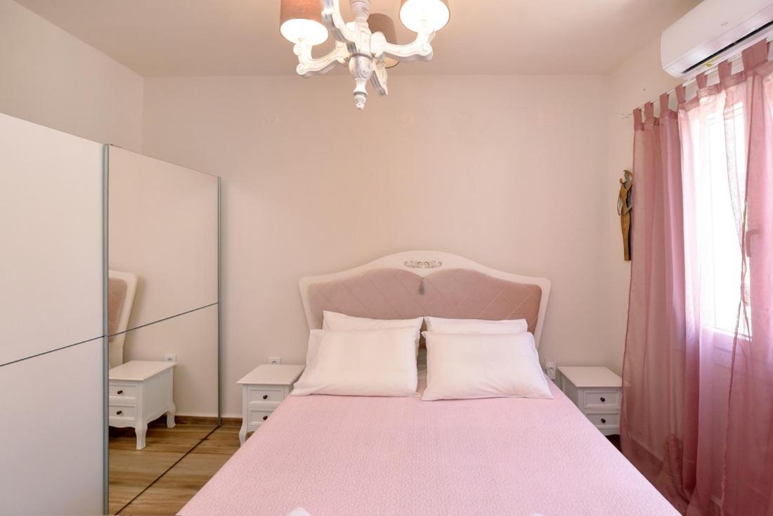 Two-Bedroom Villa photo 1