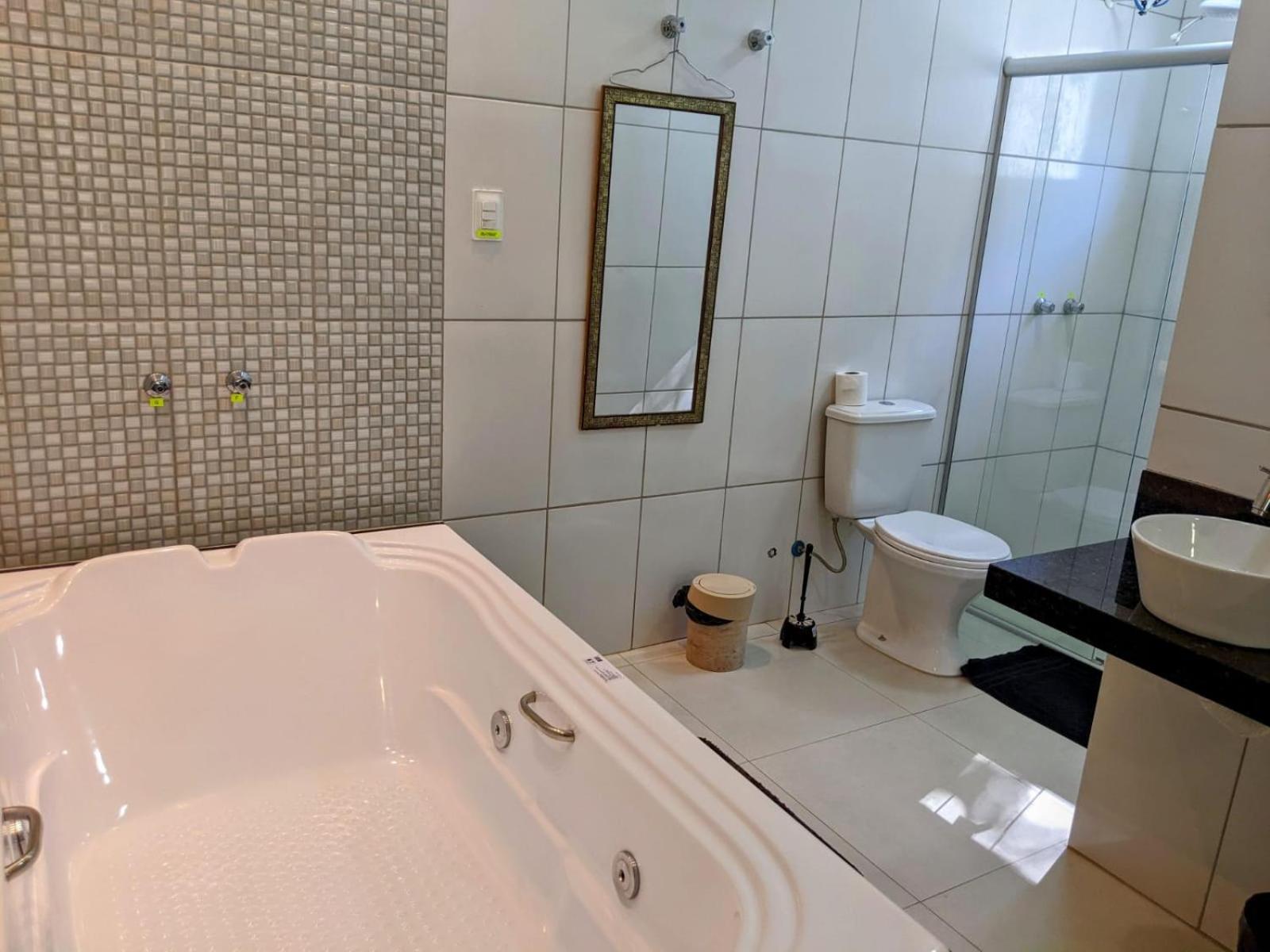 Suite with Spa Bath photo 2