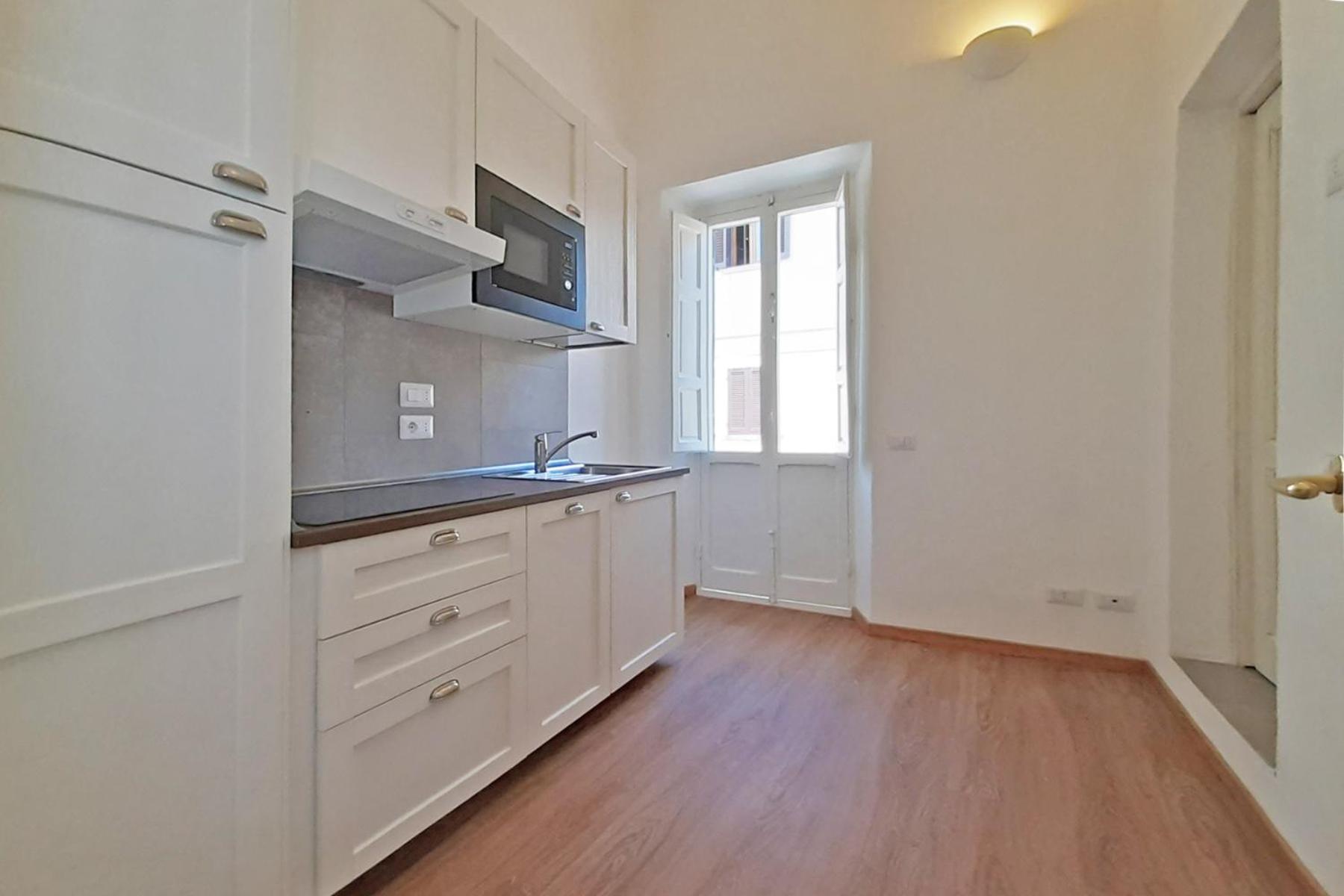 One-Bedroom Apartment photo 3
