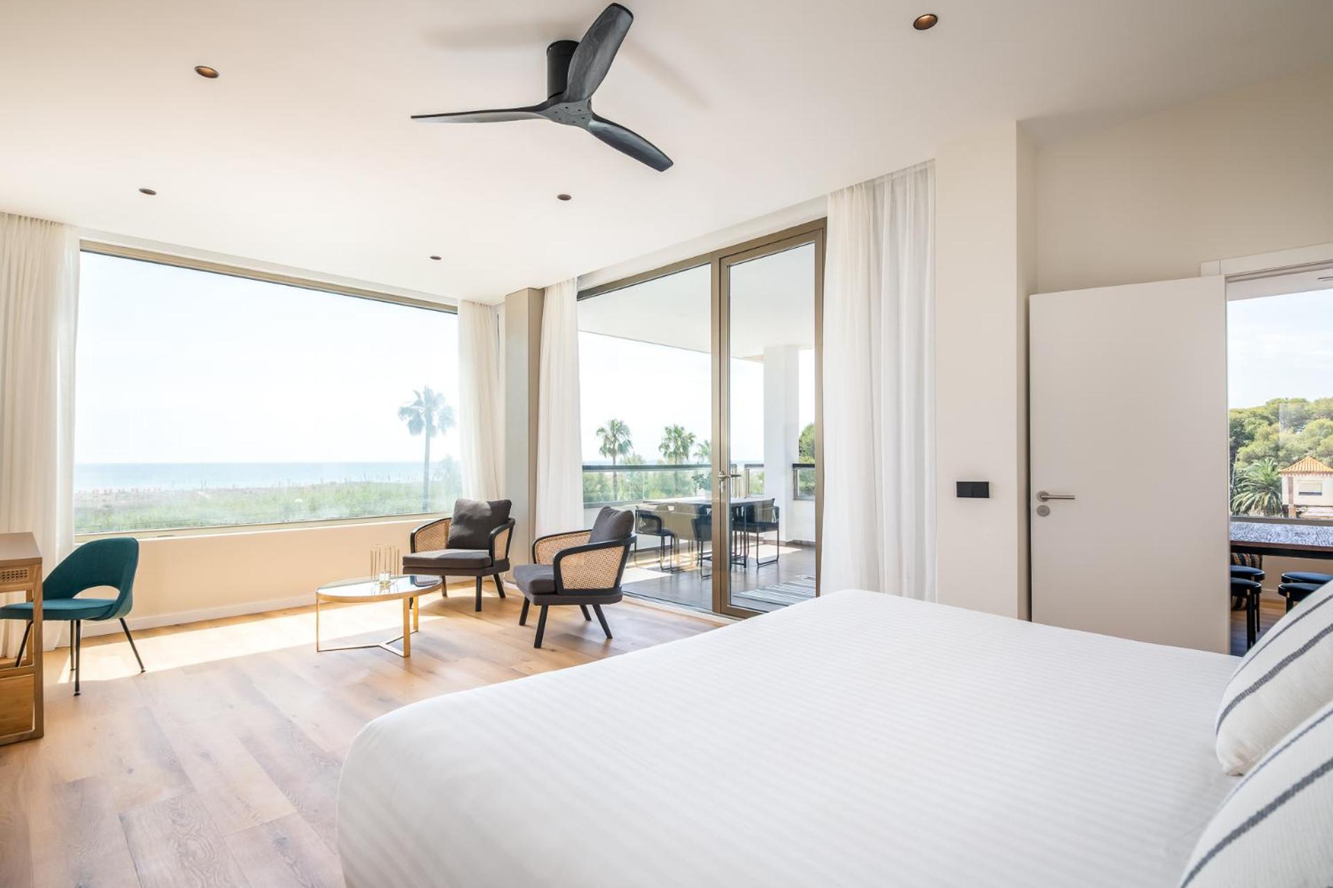 Deluxe Suite - Photo 4