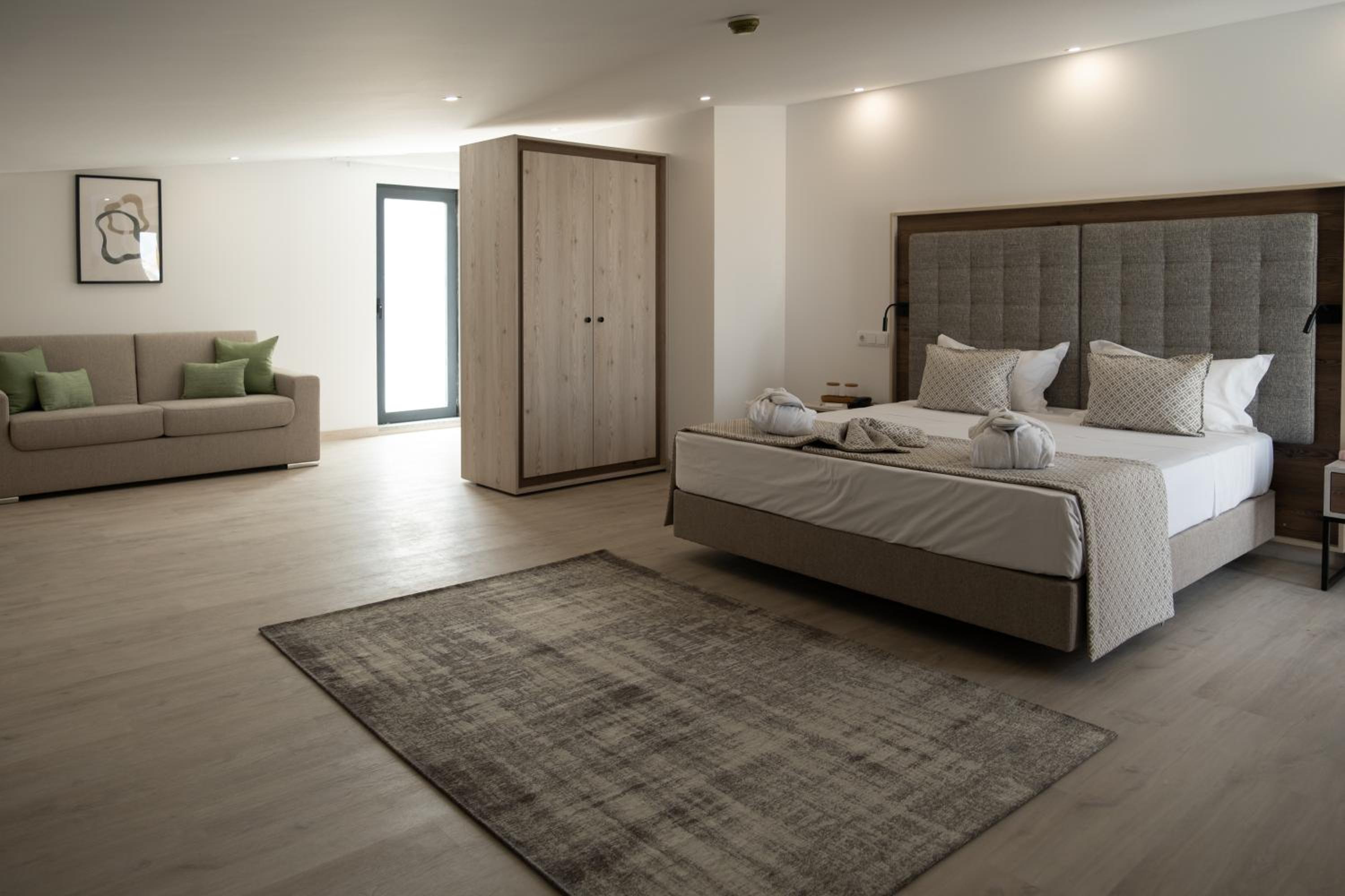 King Suite with Spa Bath