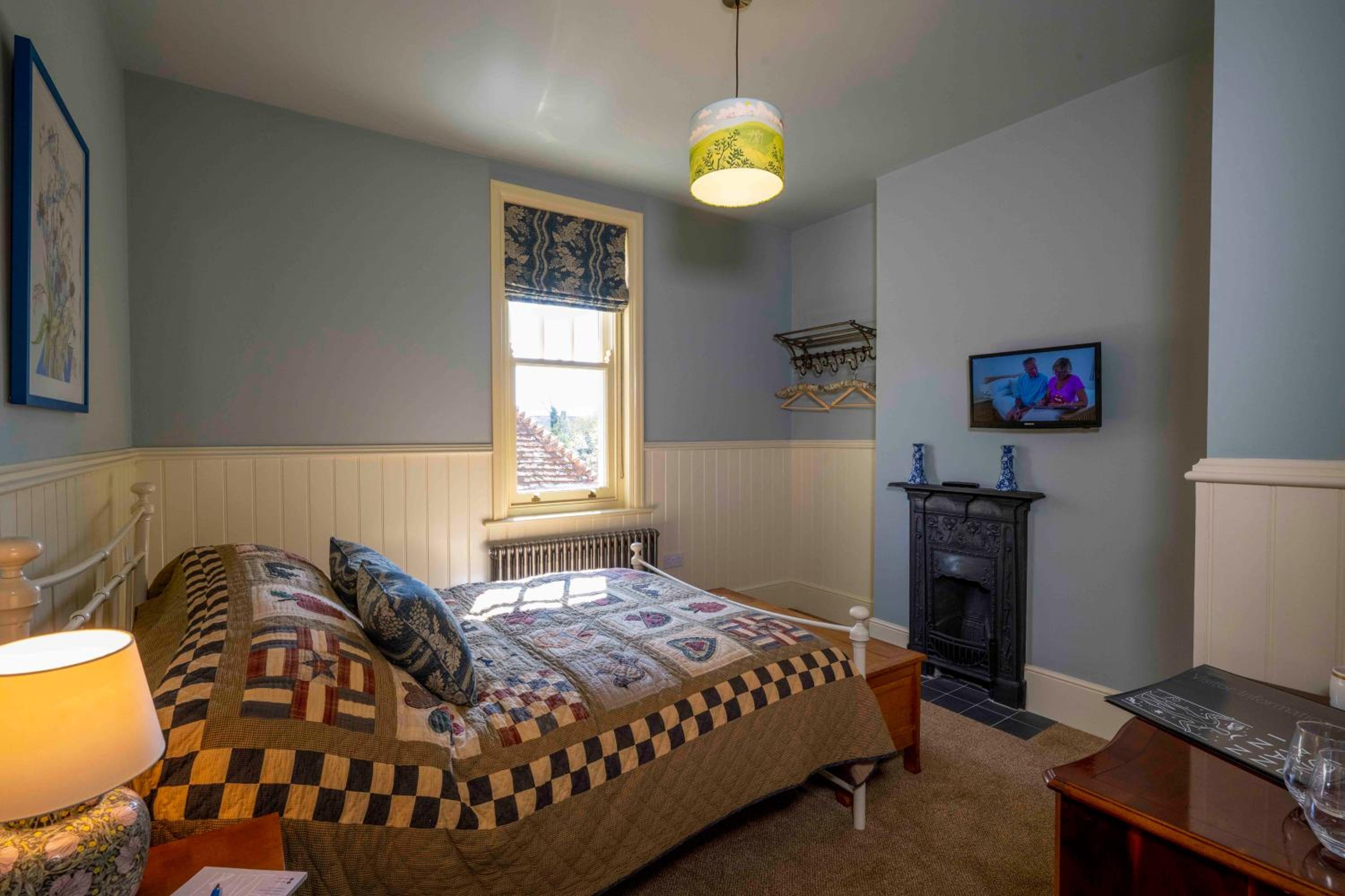 Small Double Room - Photo 2