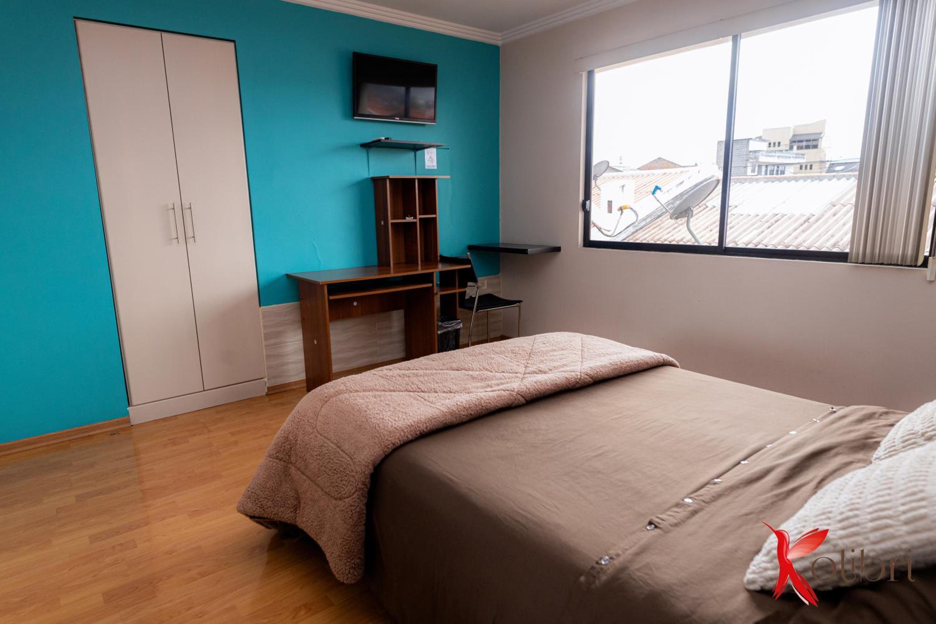 Deluxe Room (2 Adults + 1 Child)