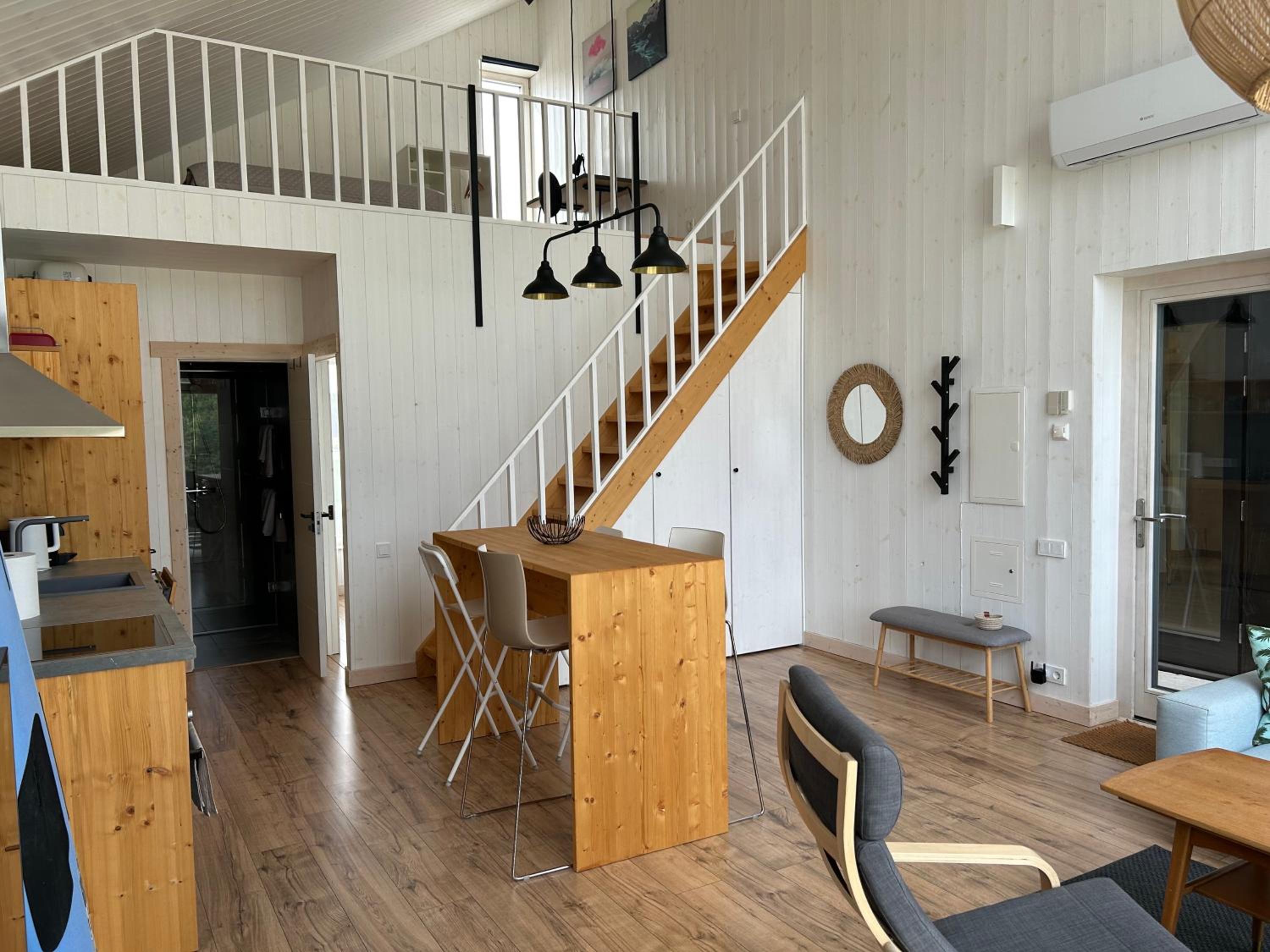 Two-Bedroom House photo 2