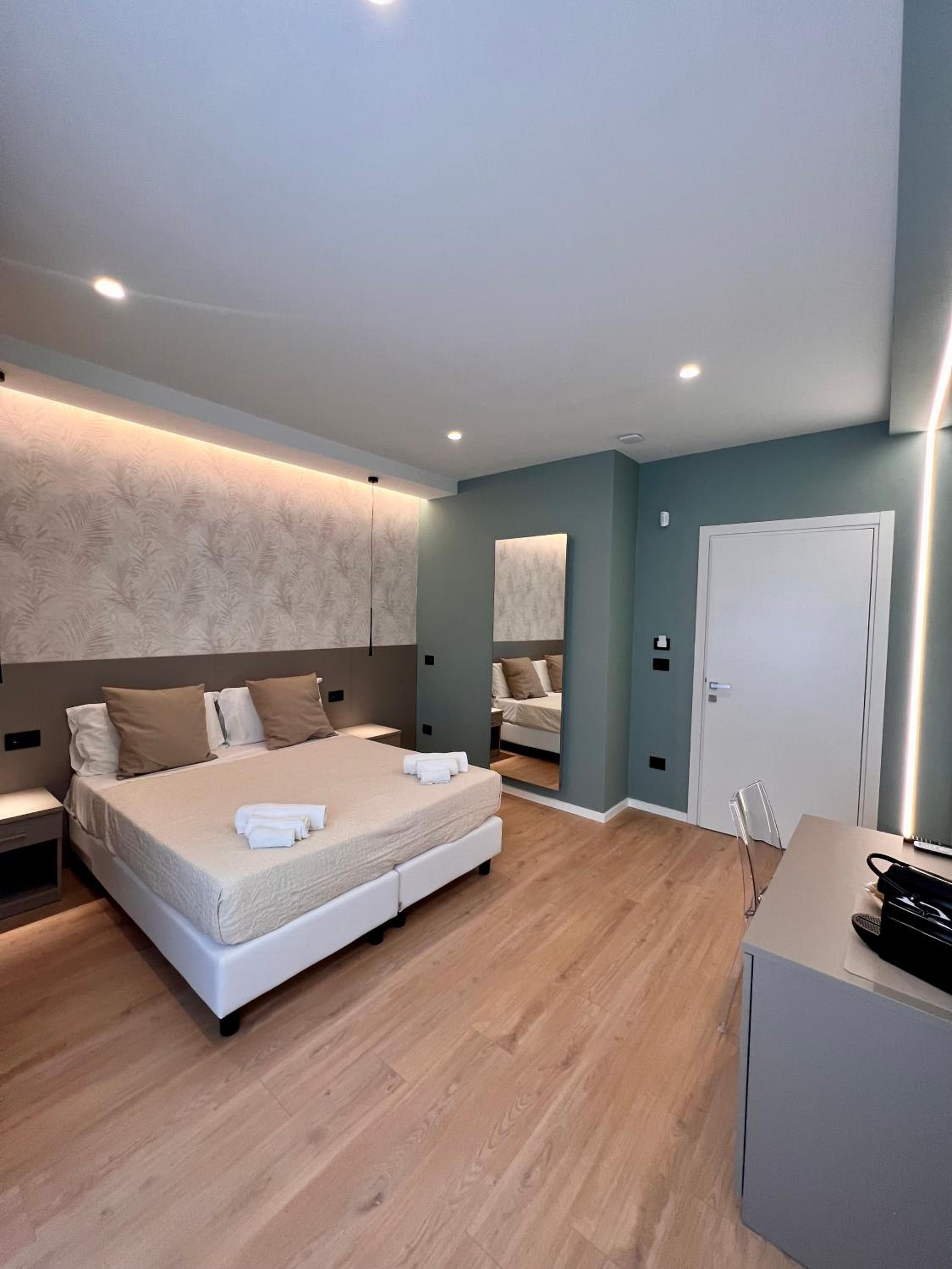 Double Or Twin Room With Private Bathroom