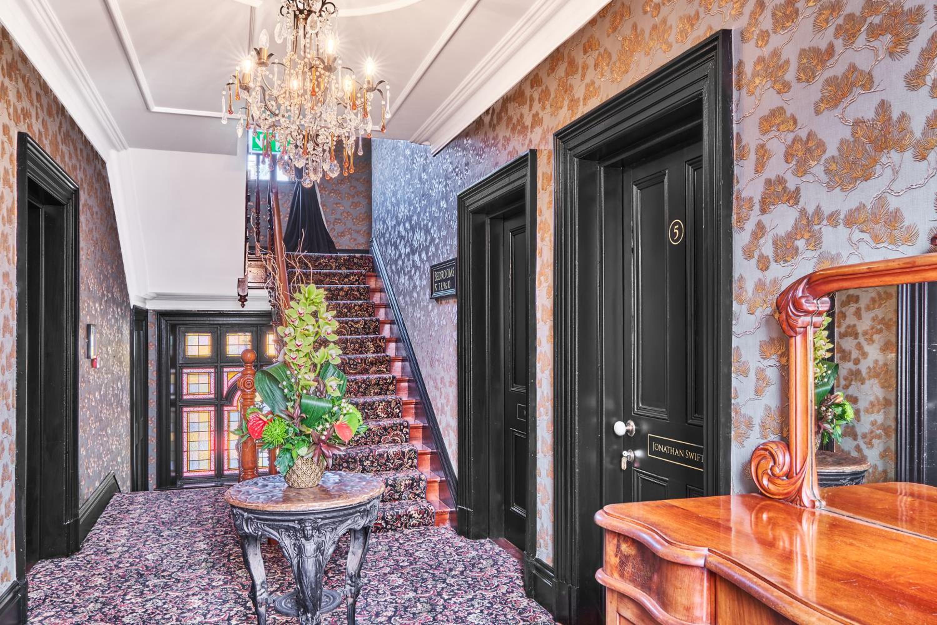 Double Room - Photo 14