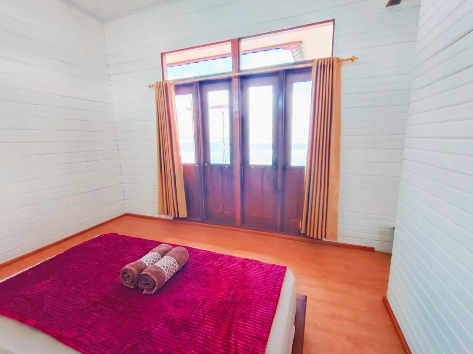 Villa with Sea View photo 1