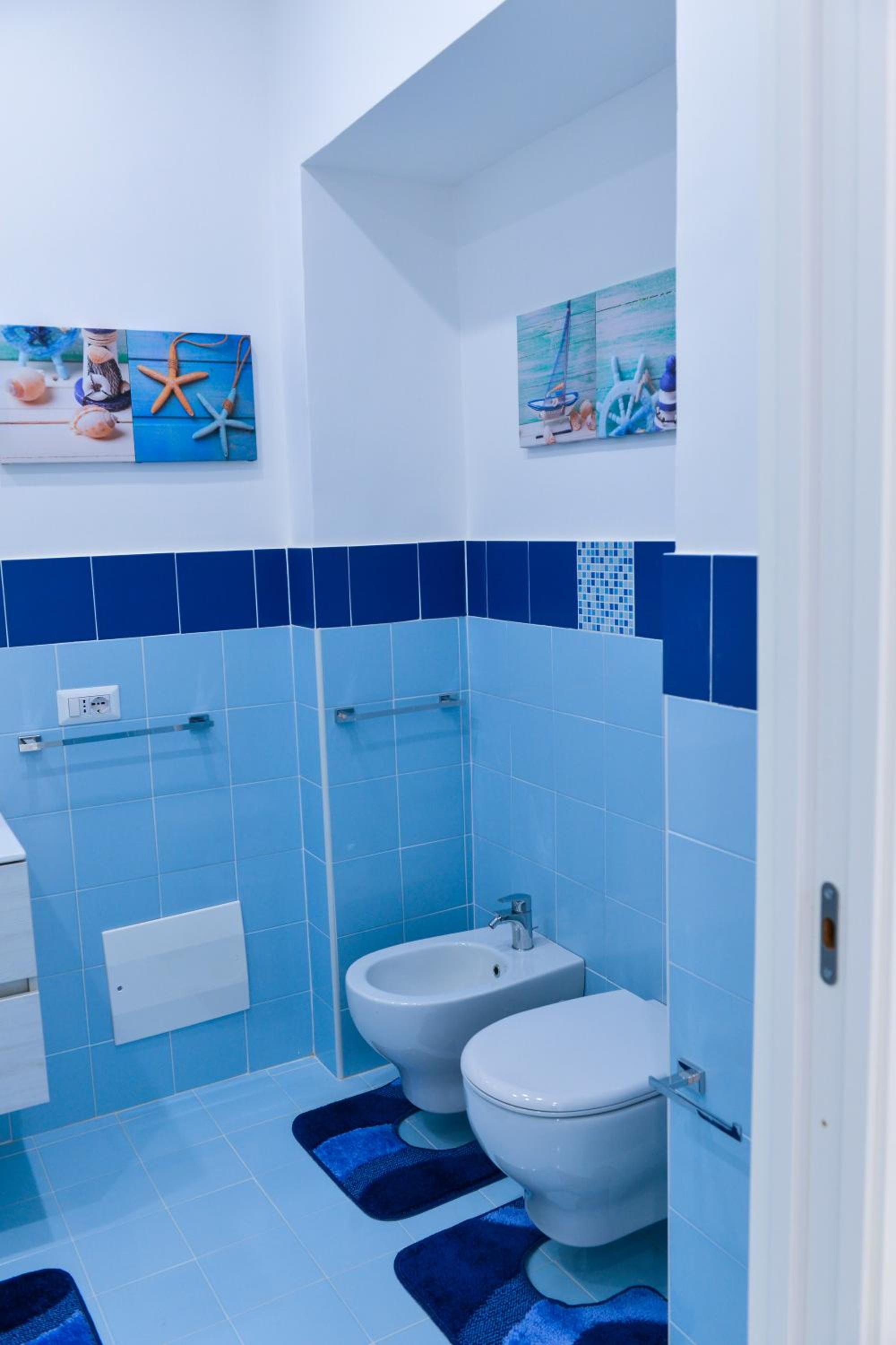 Three-Bedroom Vacation Home  photo 2