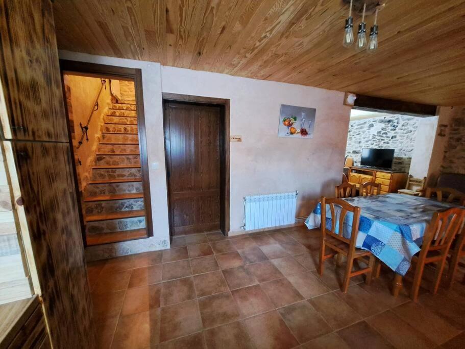 Four-Bedroom House photo 3