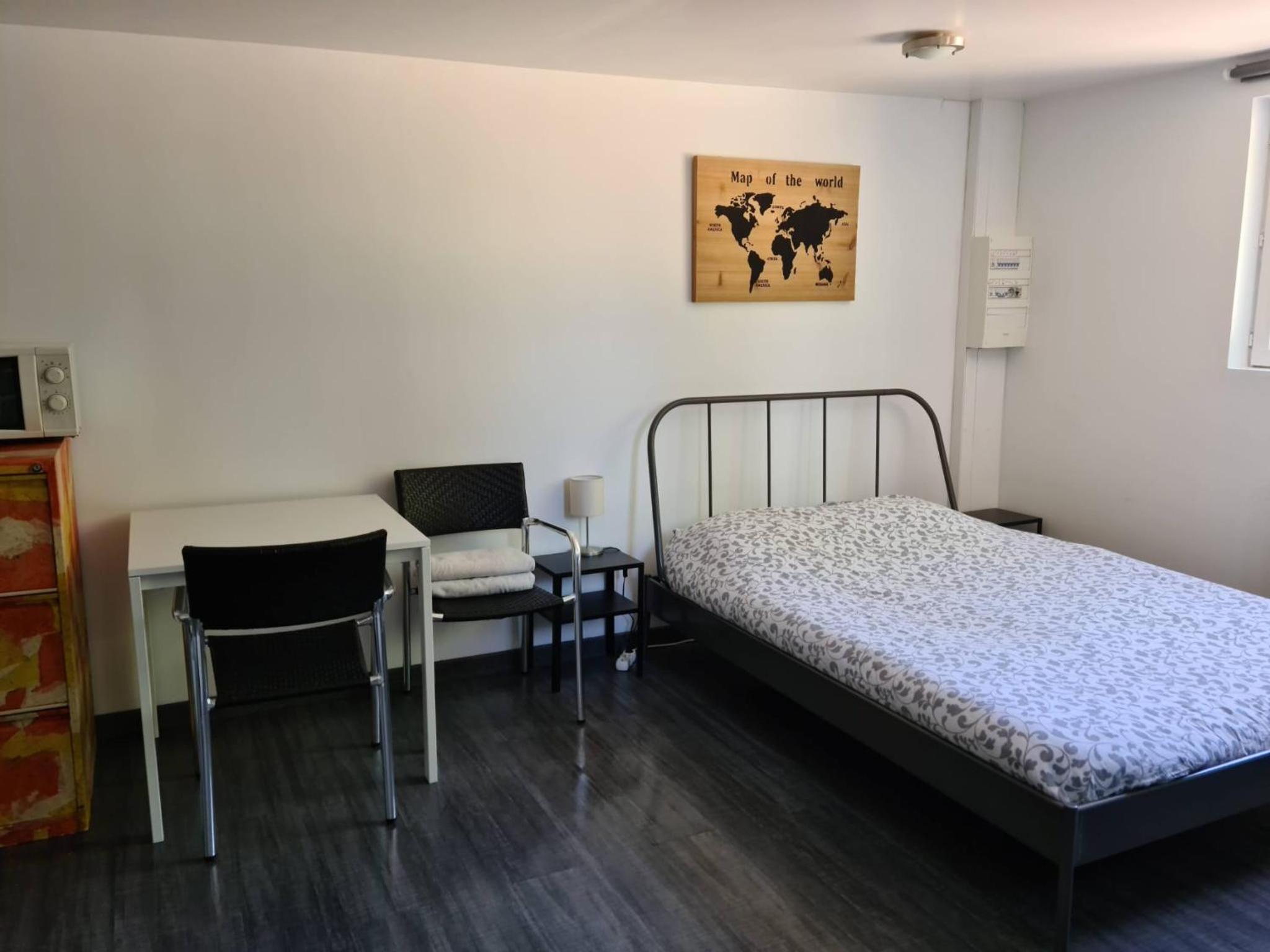 Studio Apartment - Photo 5