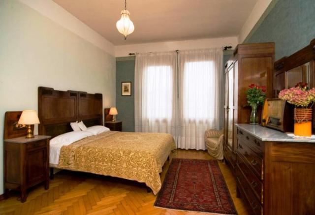 Double or Twin Room with Private Bathroom photo 1