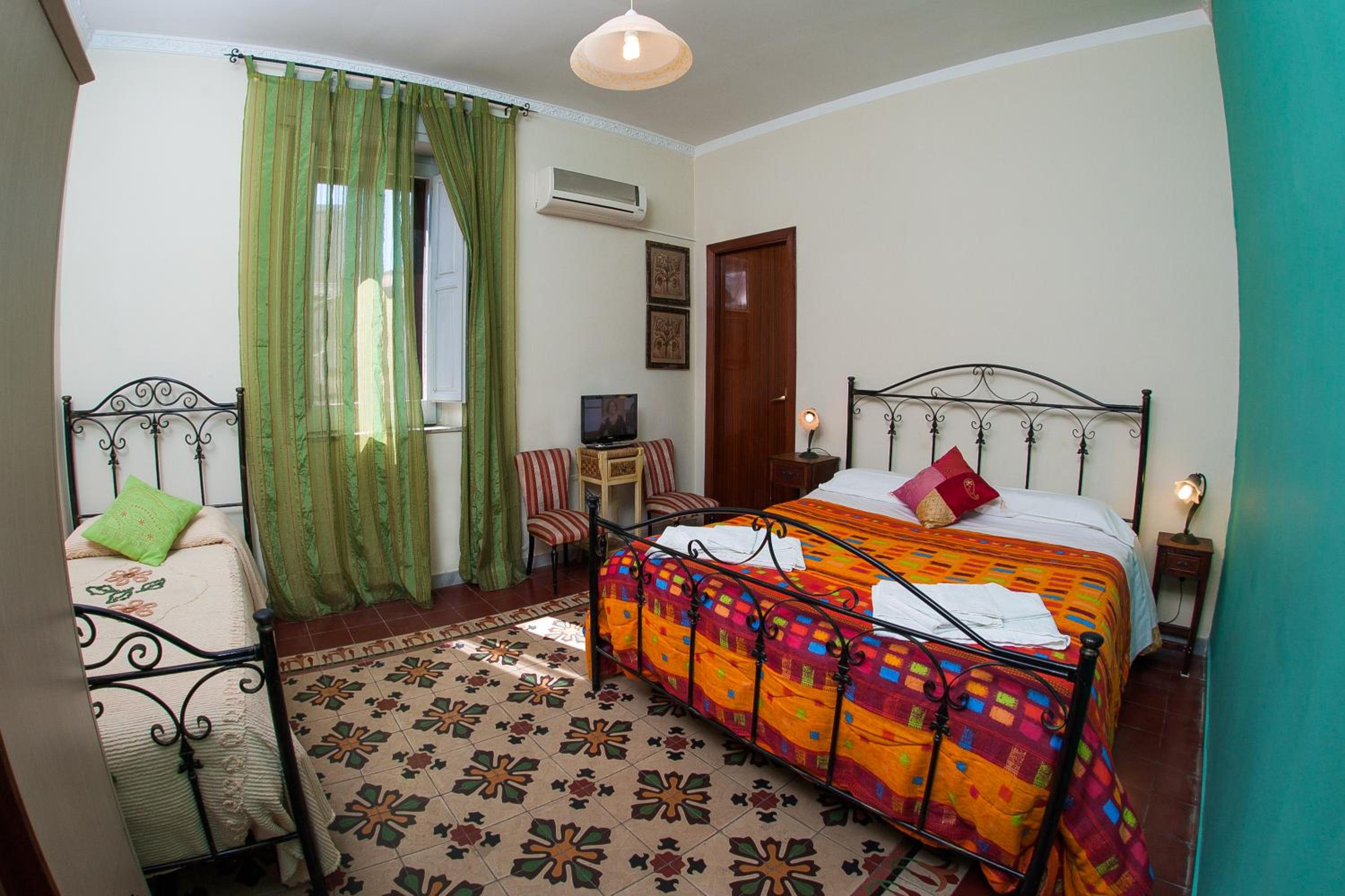 Triple Room photo 1