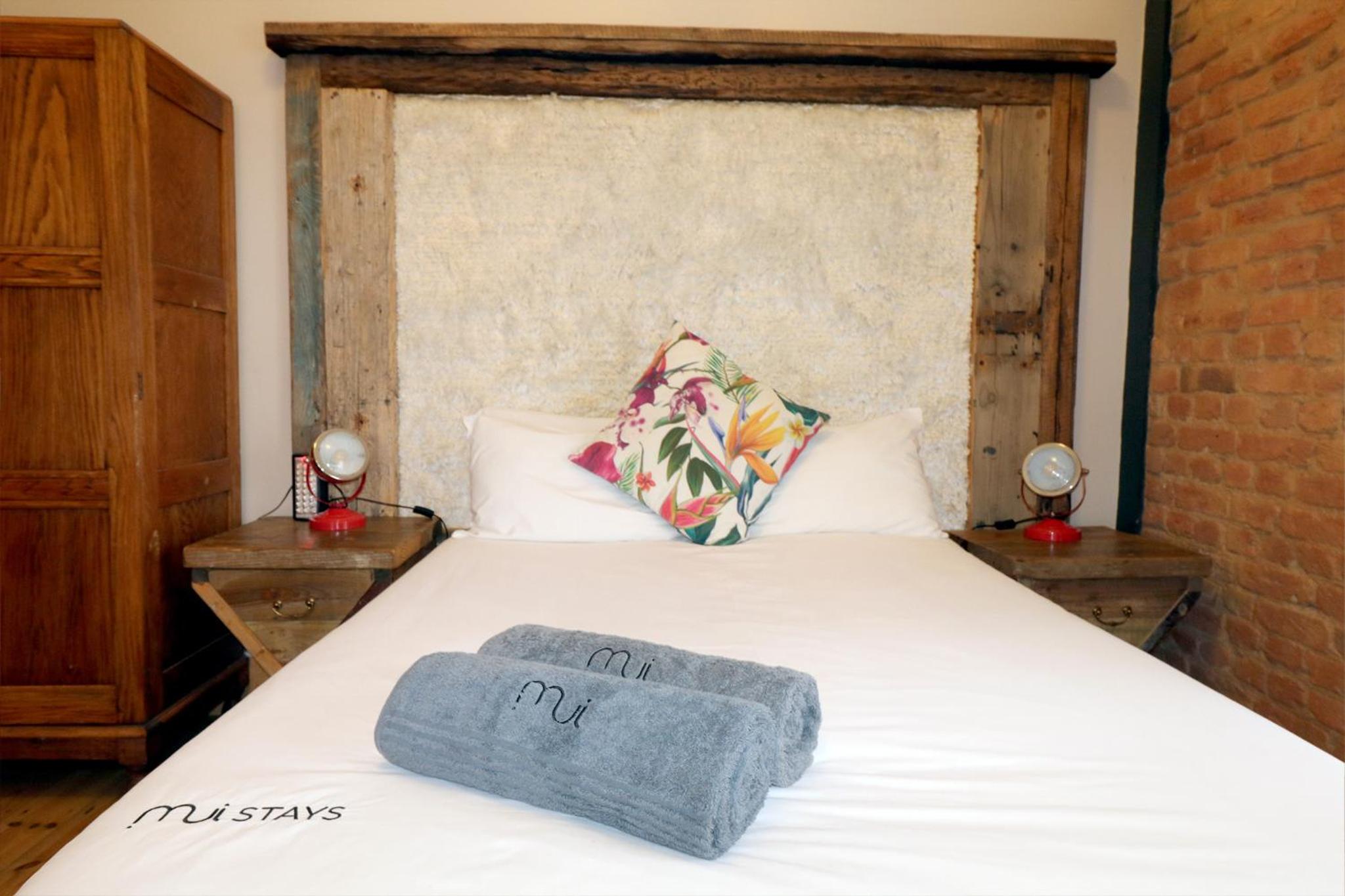 Deluxe Quadruple Room - Photo 2