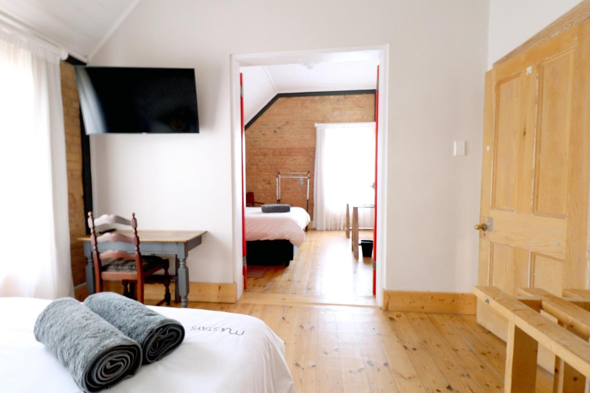 Deluxe Quadruple Room - Photo 16
