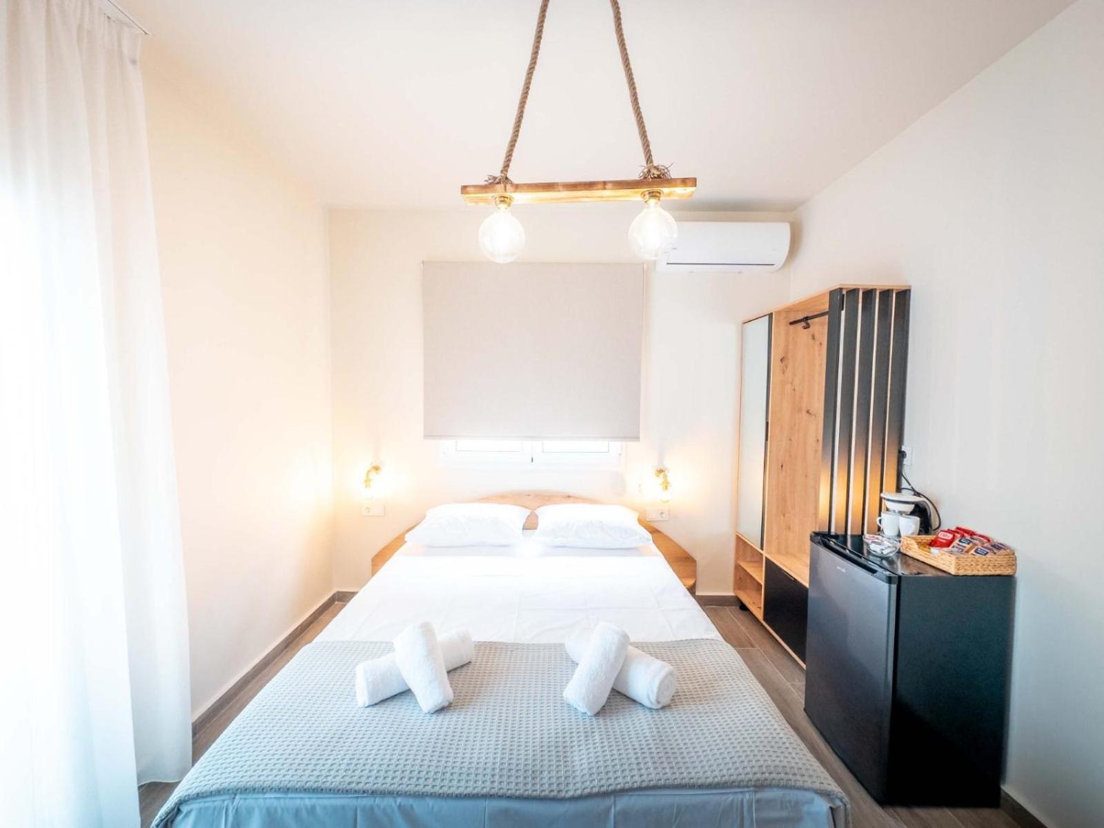 King Room with Balcony photo 1