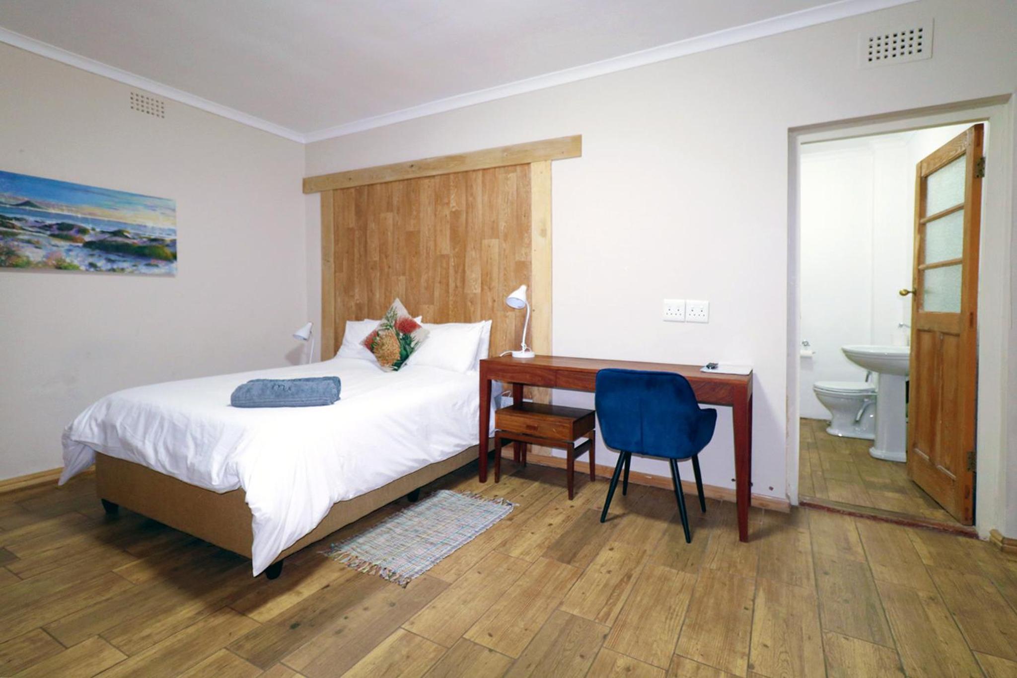 Deluxe Double Room - Photo 10