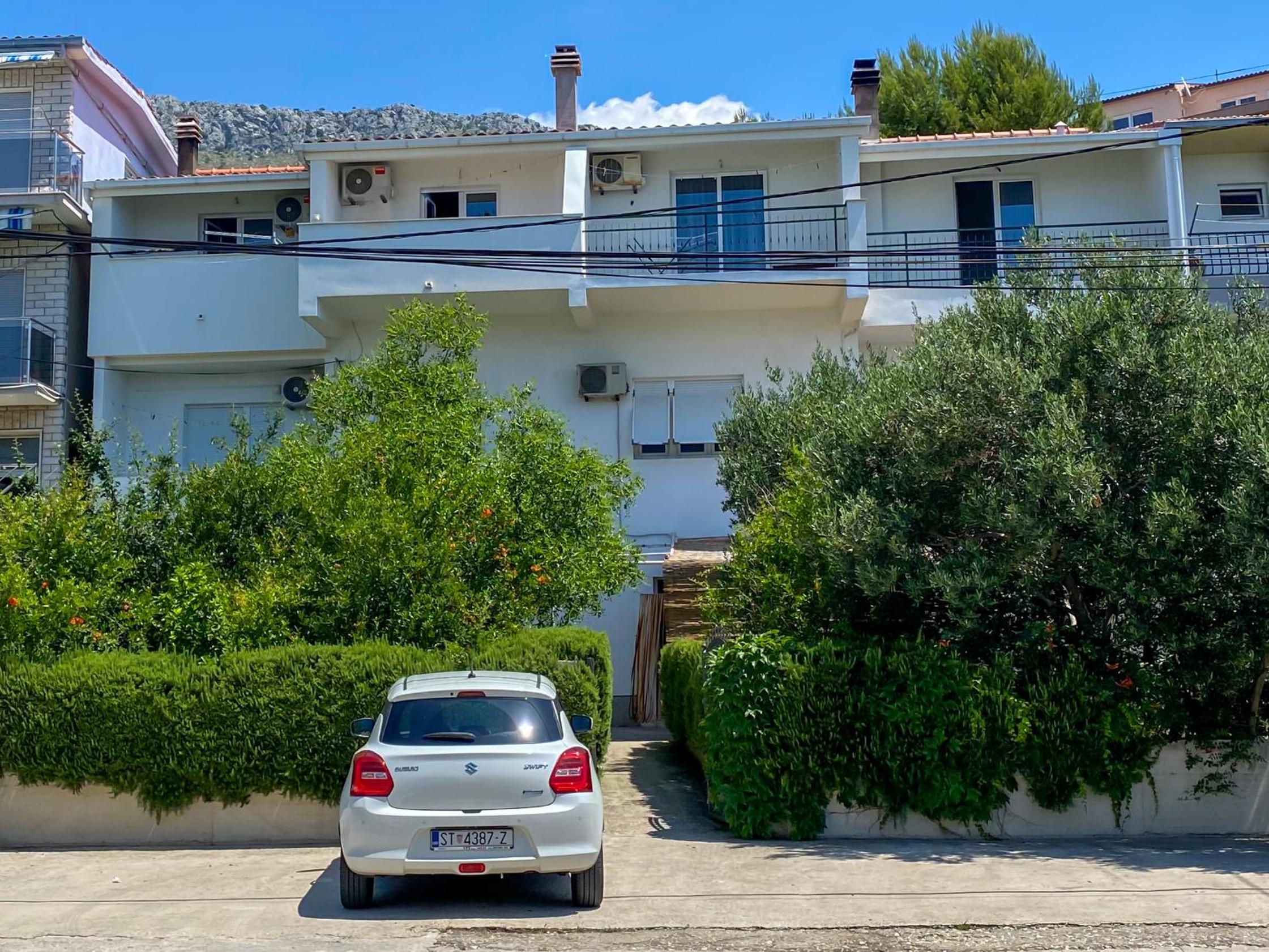Apartment - Split Level photo 2