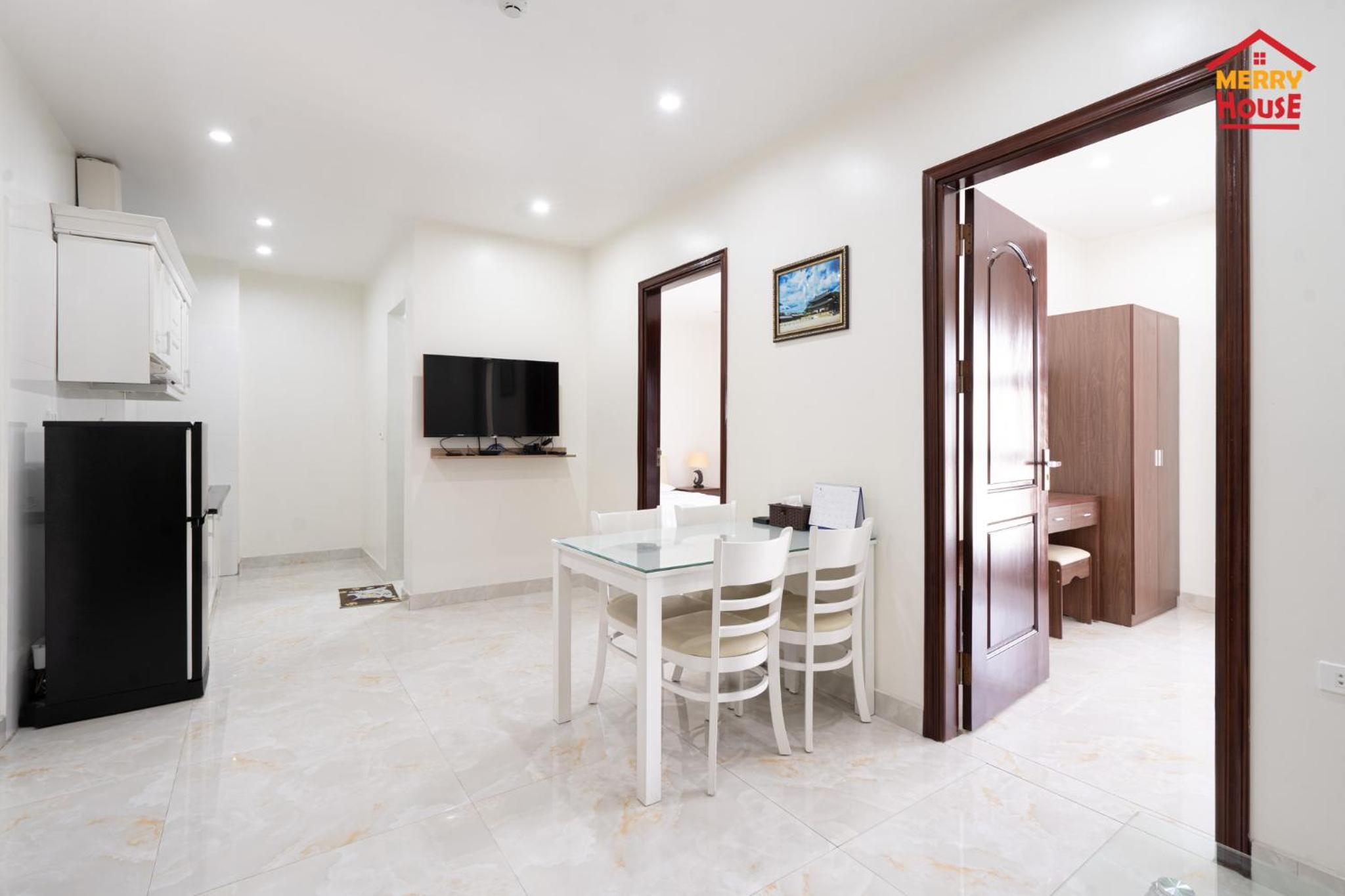 Two-Bedroom Apartment - Photo 11