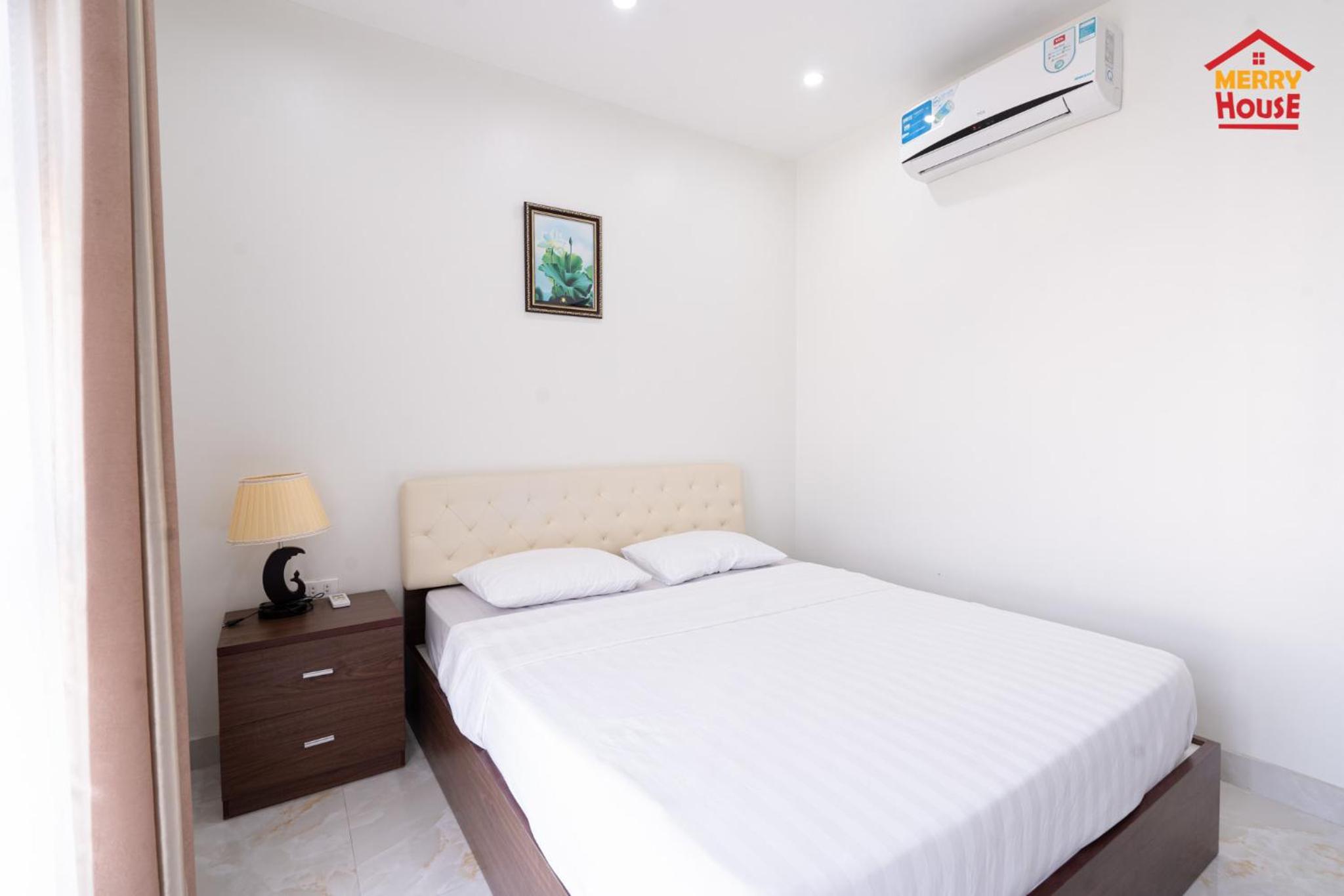 Two-Bedroom Apartment - Photo 12