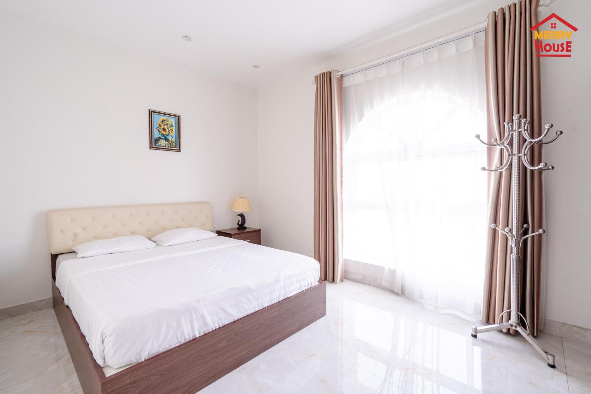 Two-Bedroom Apartment - Photo 4