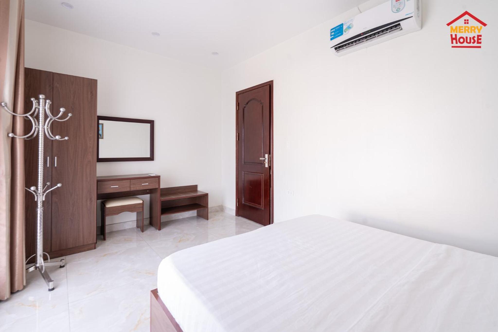 Two-Bedroom Apartment - Photo 13