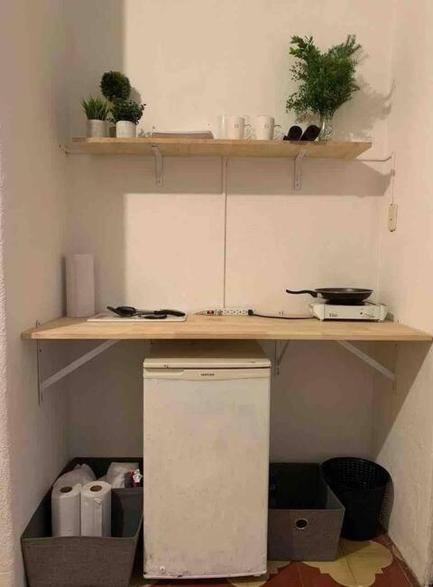 Budget Double Room photo 3