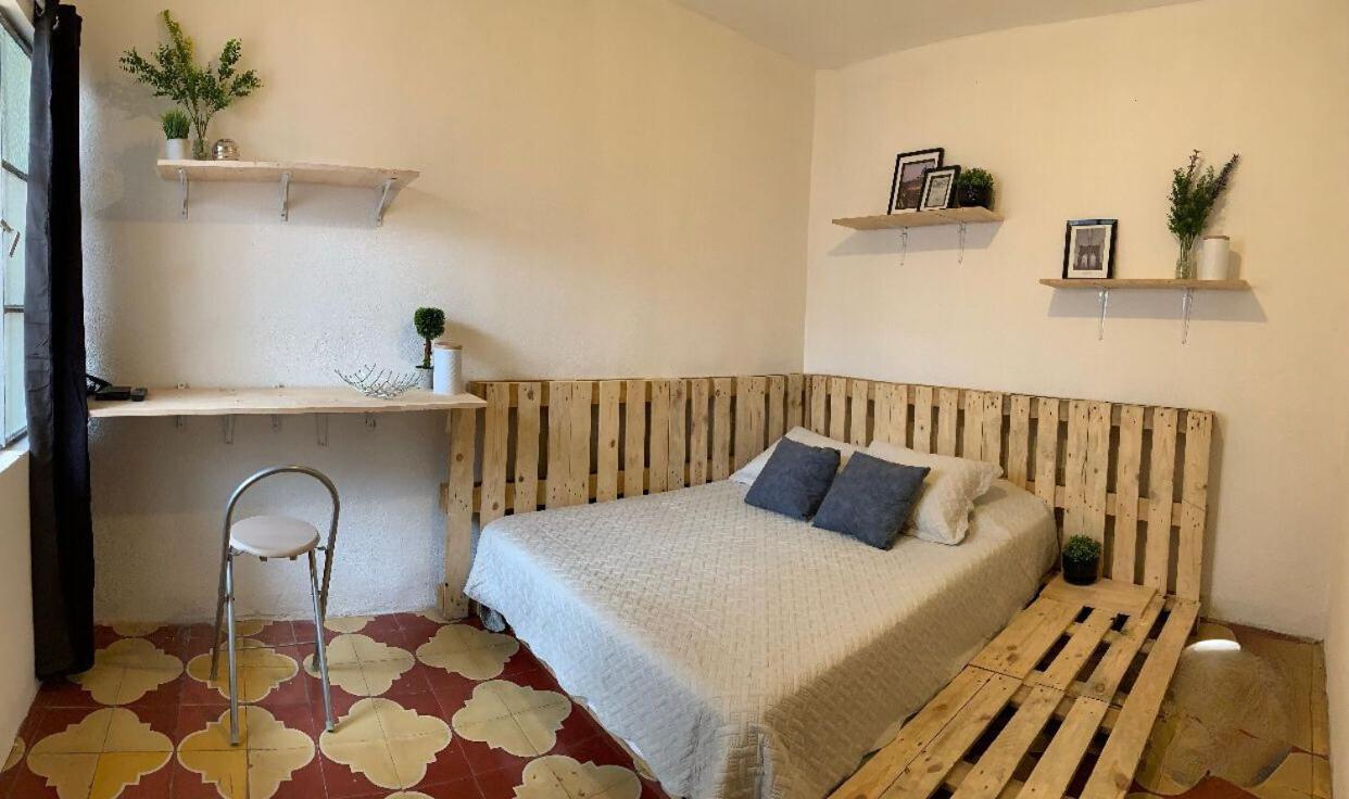 Budget Double Room photo 1