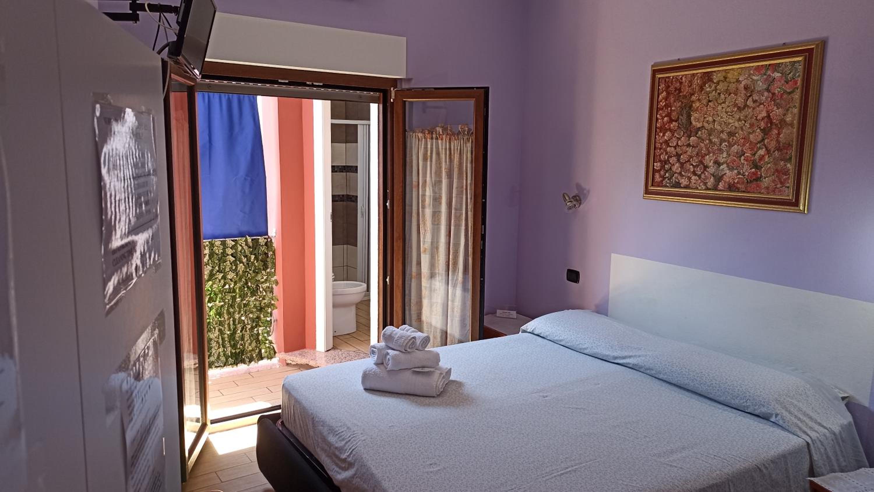 Double Room with Balcony photo 3