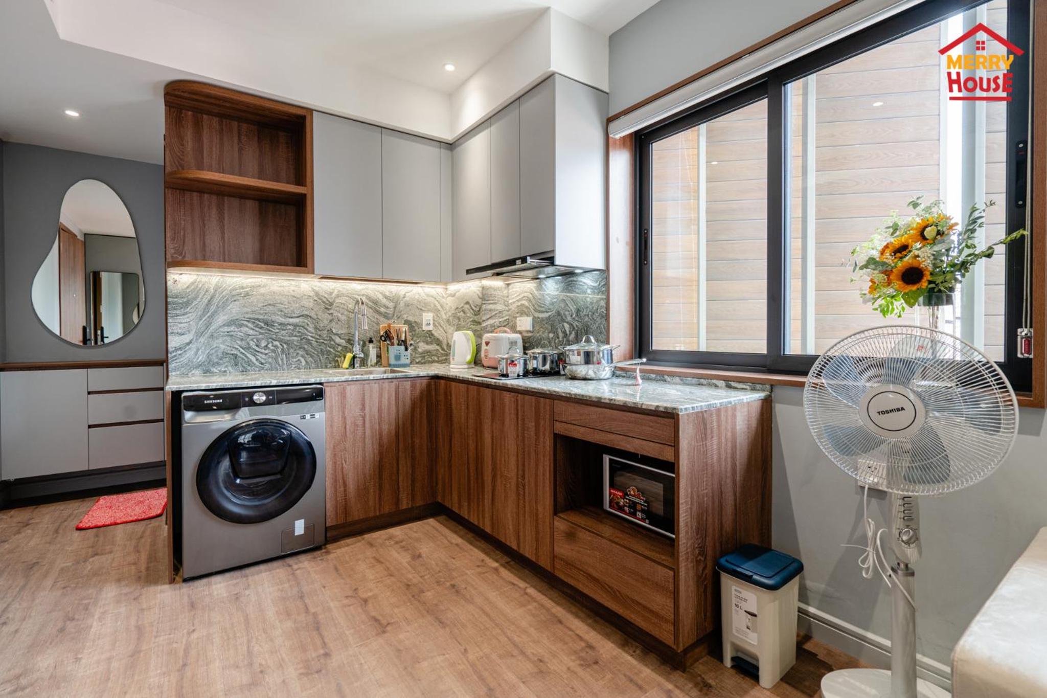 One-Bedroom Apartment - Photo 13