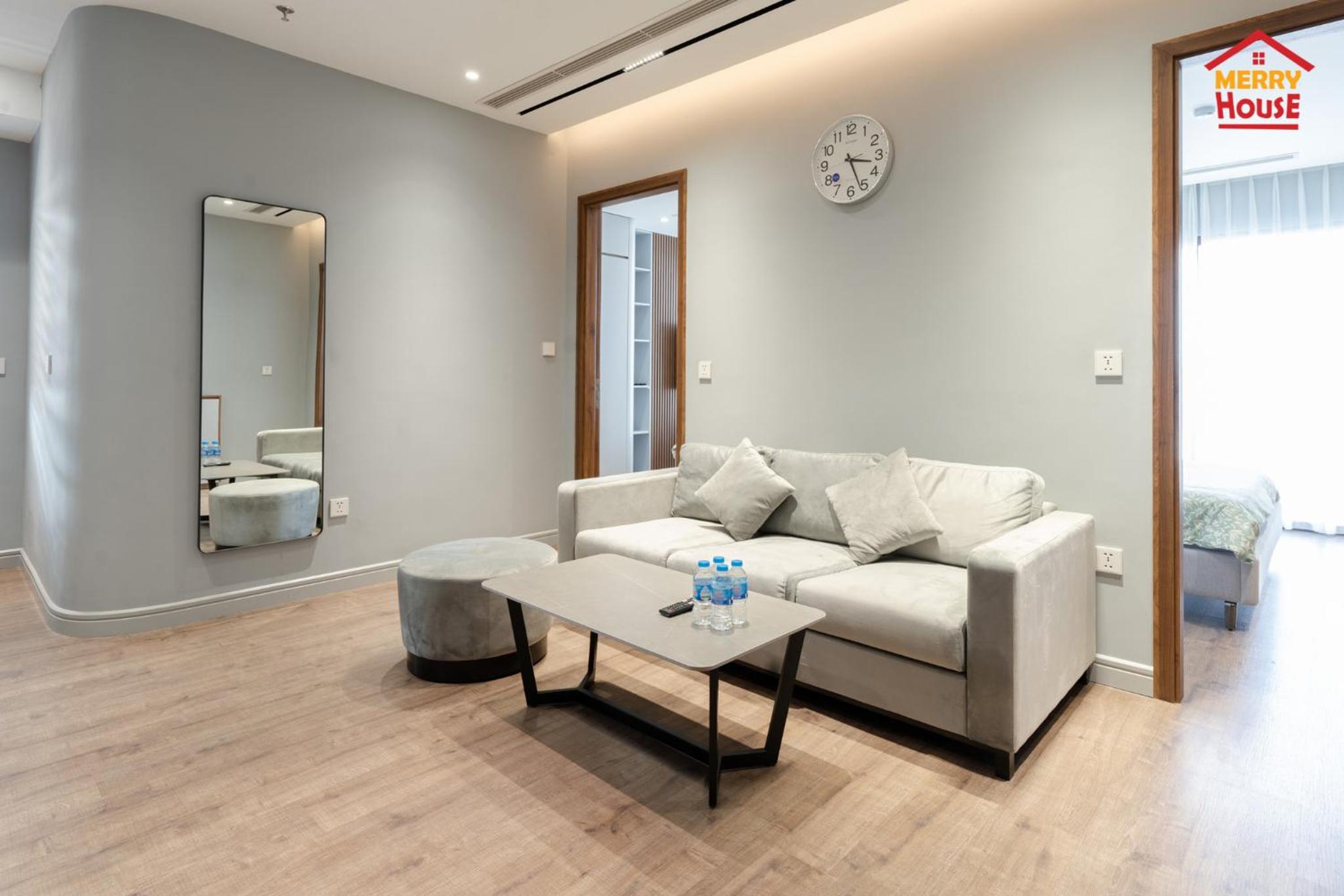 Two-Bedroom Apartment - Photo 2