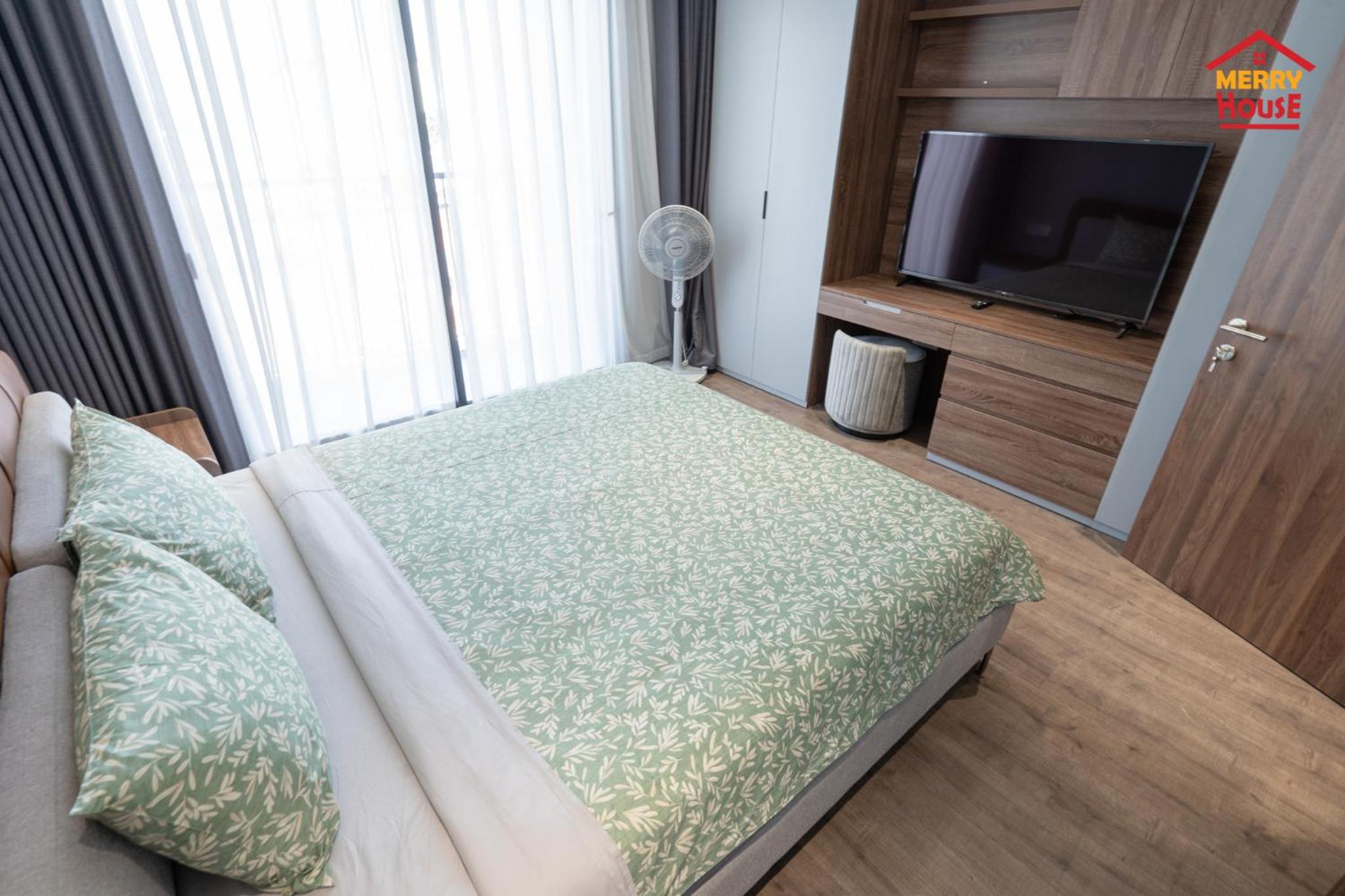 Two-Bedroom Apartment - Photo 12