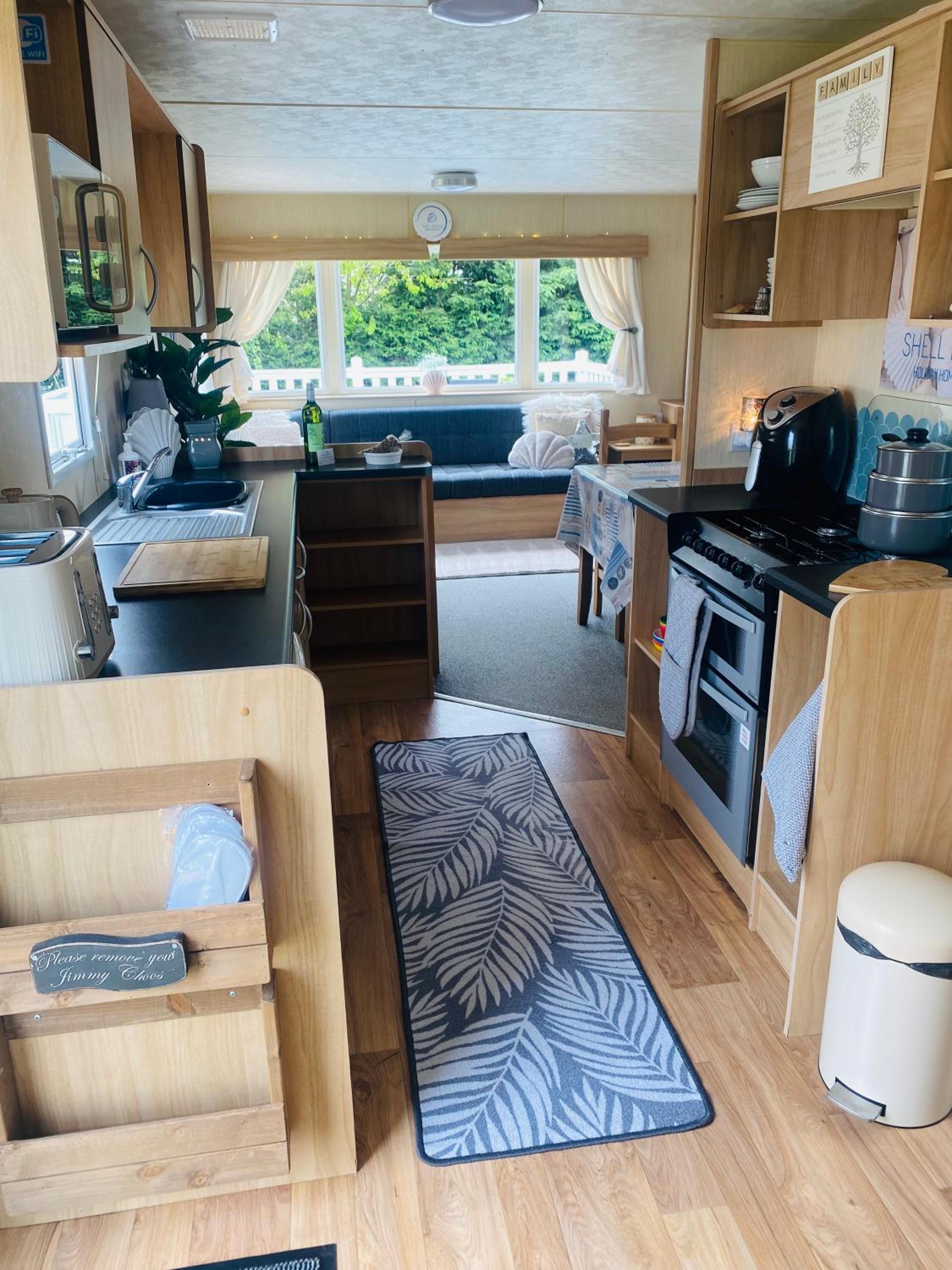 Caravan photo 1