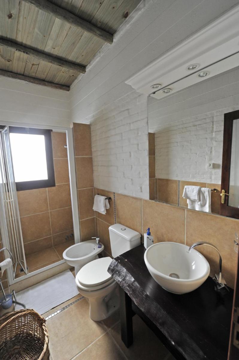 Double Room with Private Bathroom photo 1