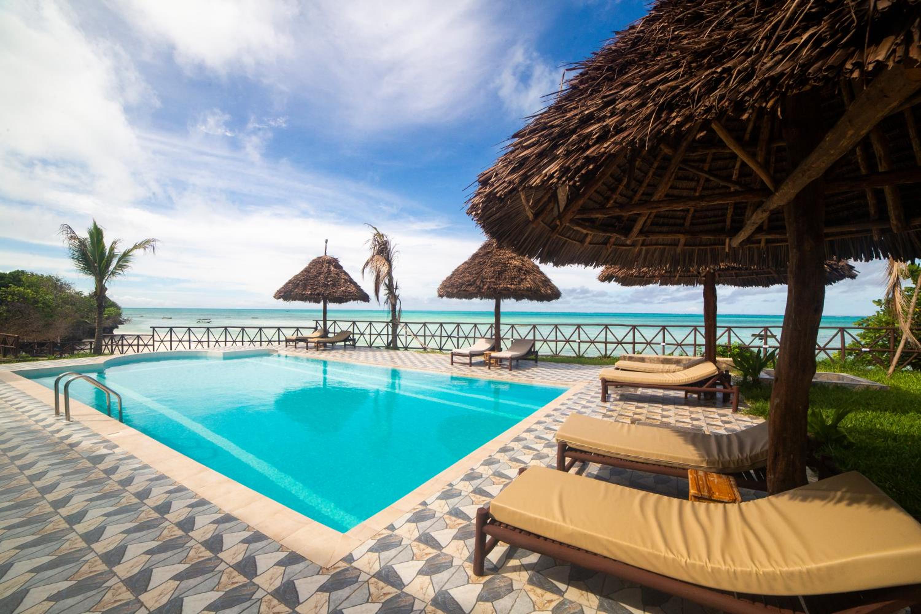 Double Room with Balcony and Sea View - Photo 6