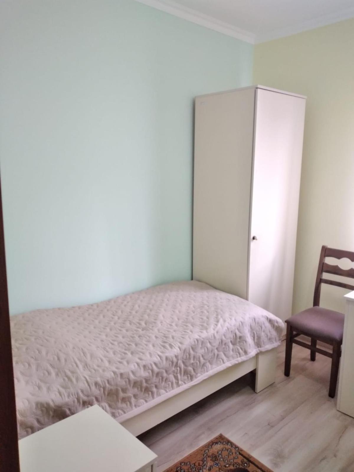 Twin Room with Shared Bathroom photo 1