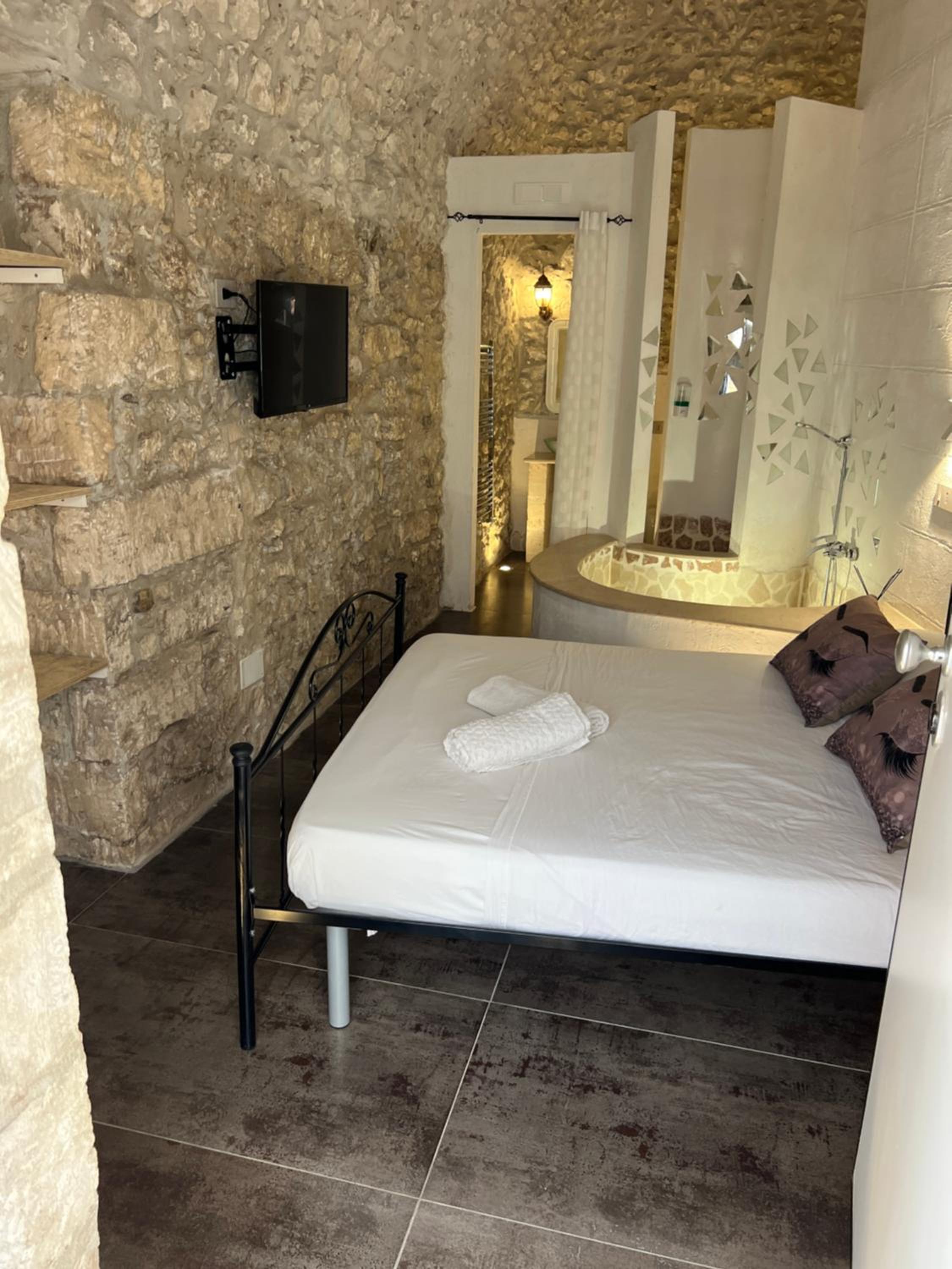 King Room With Spa Bath