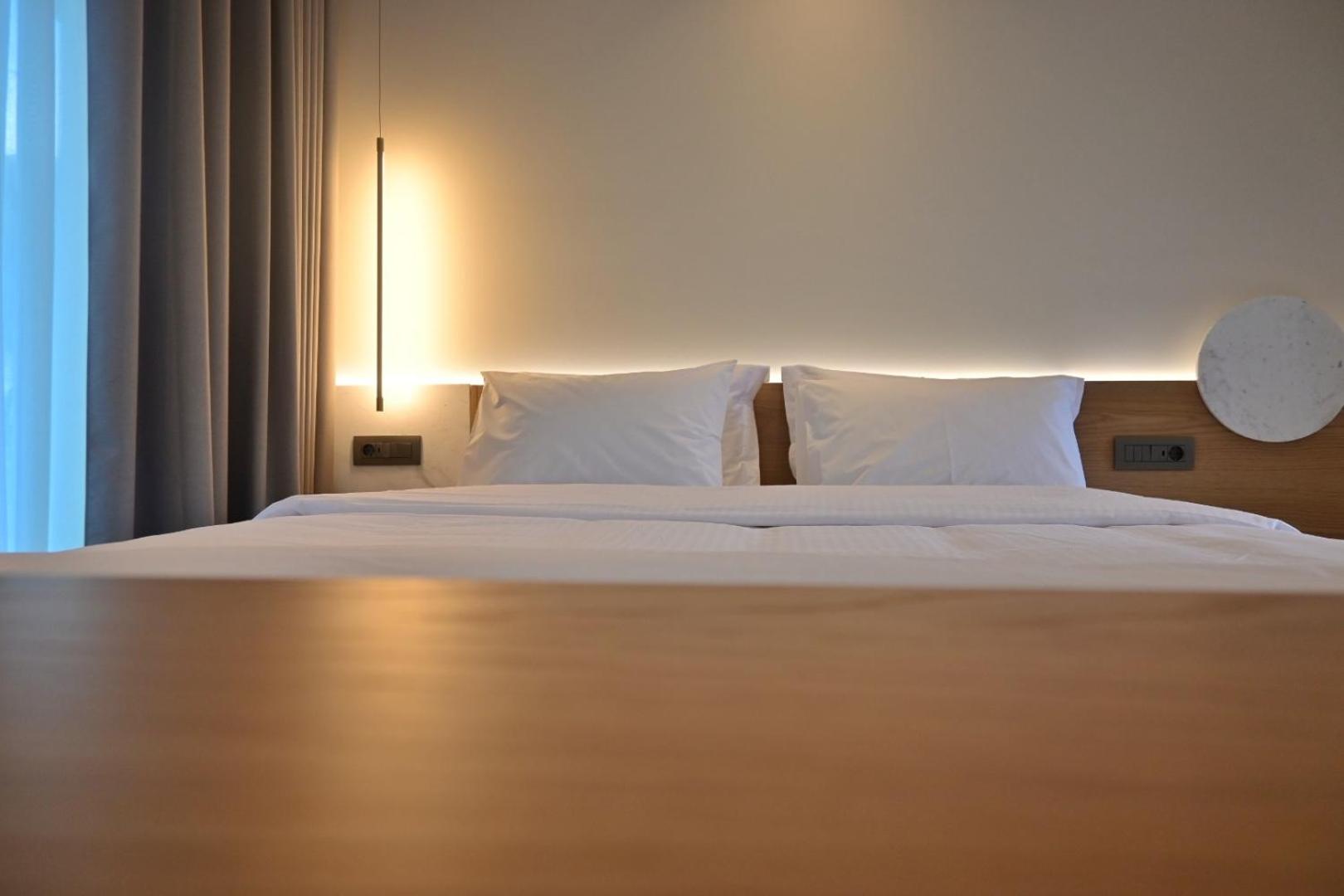 Deluxe Double Room with Balcony and Sea View