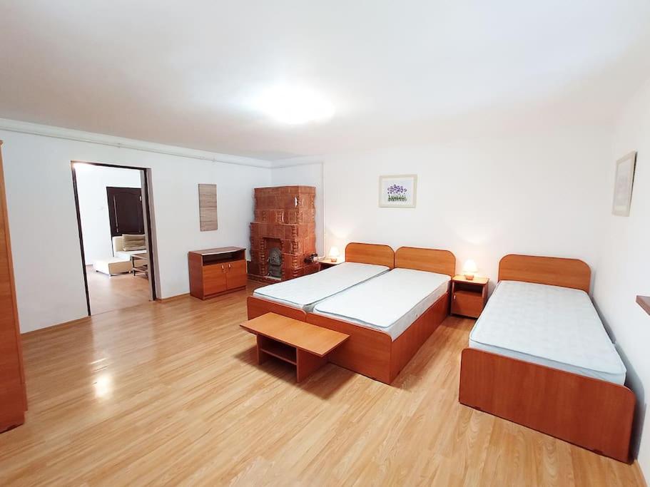 One-Bedroom House photo 1