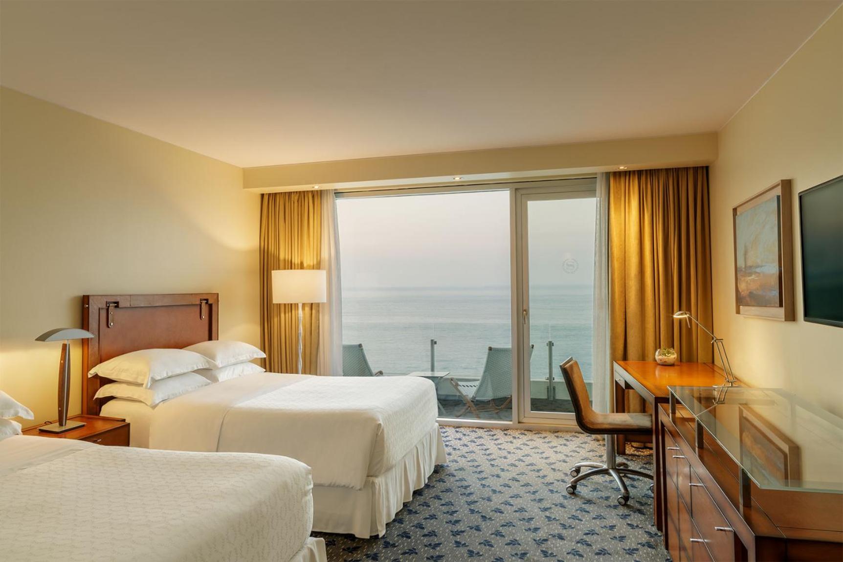 Classic, Guest room, 2 Queen or Double, Ocean view, Balcony - Photo 1