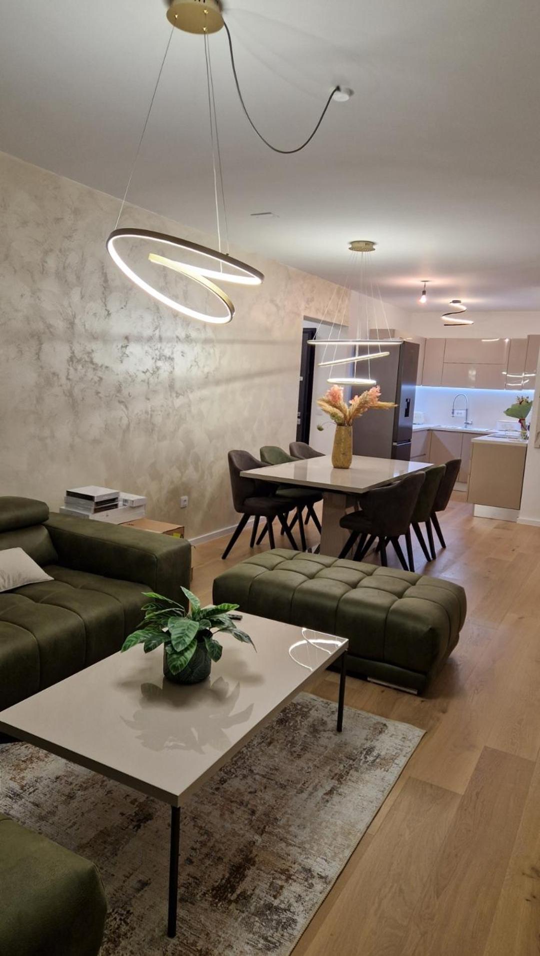 Three-Bedroom Apartment photo 1