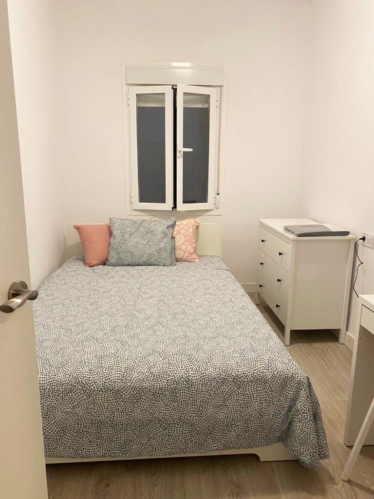 Habitación Doble con Baño Compartido