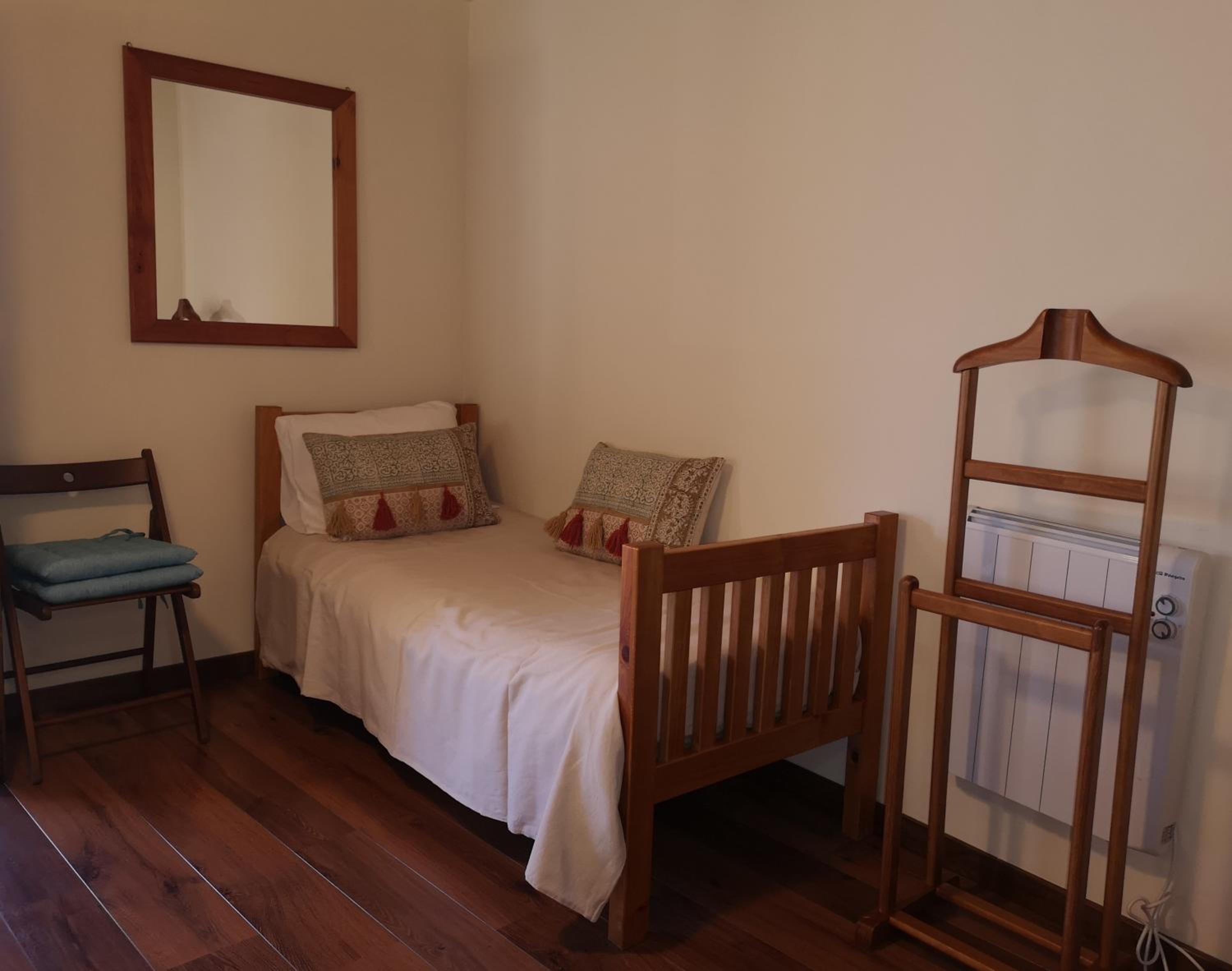 Two-Bedroom House - Photo 1