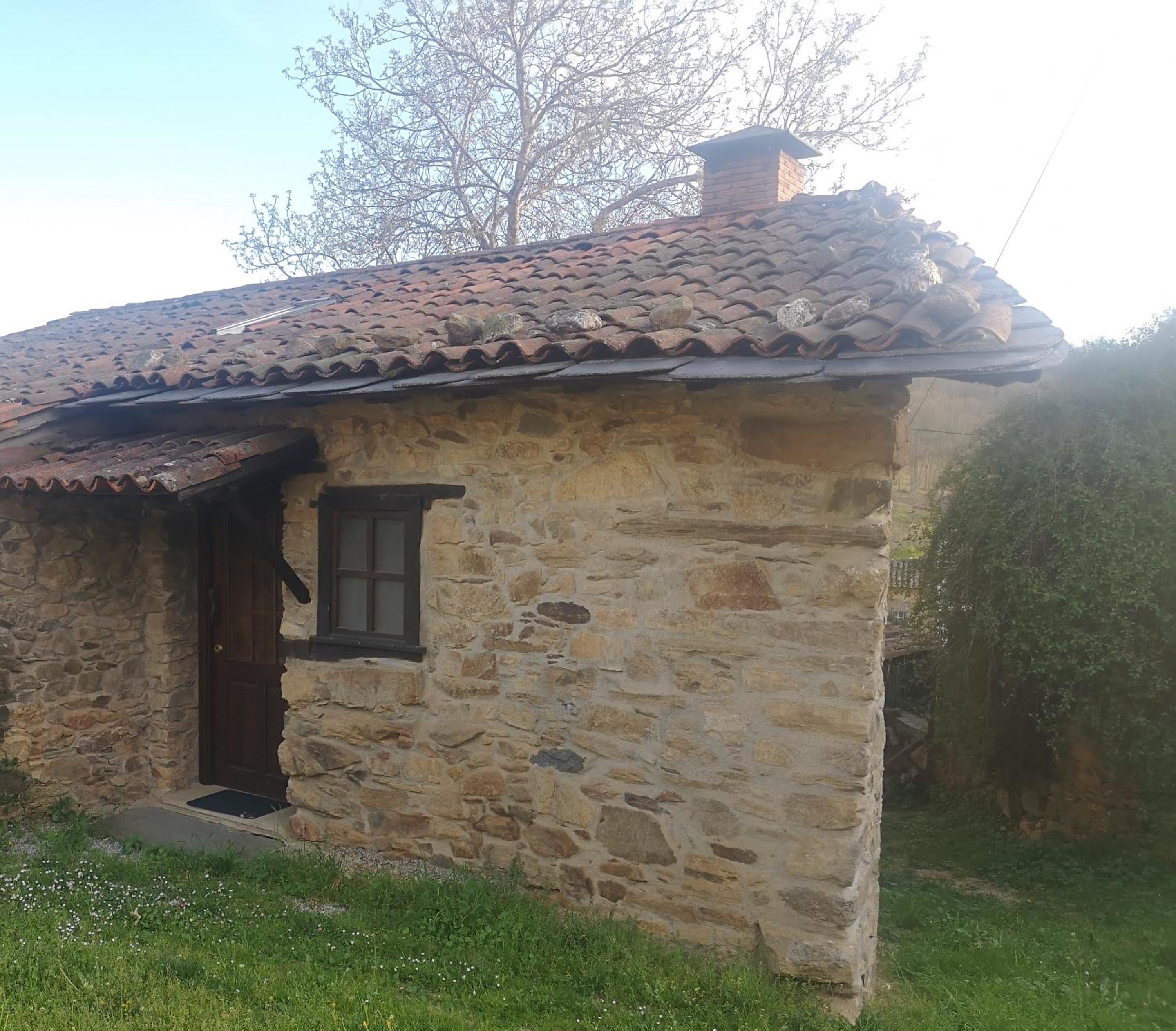 Two-Bedroom House - Photo 14