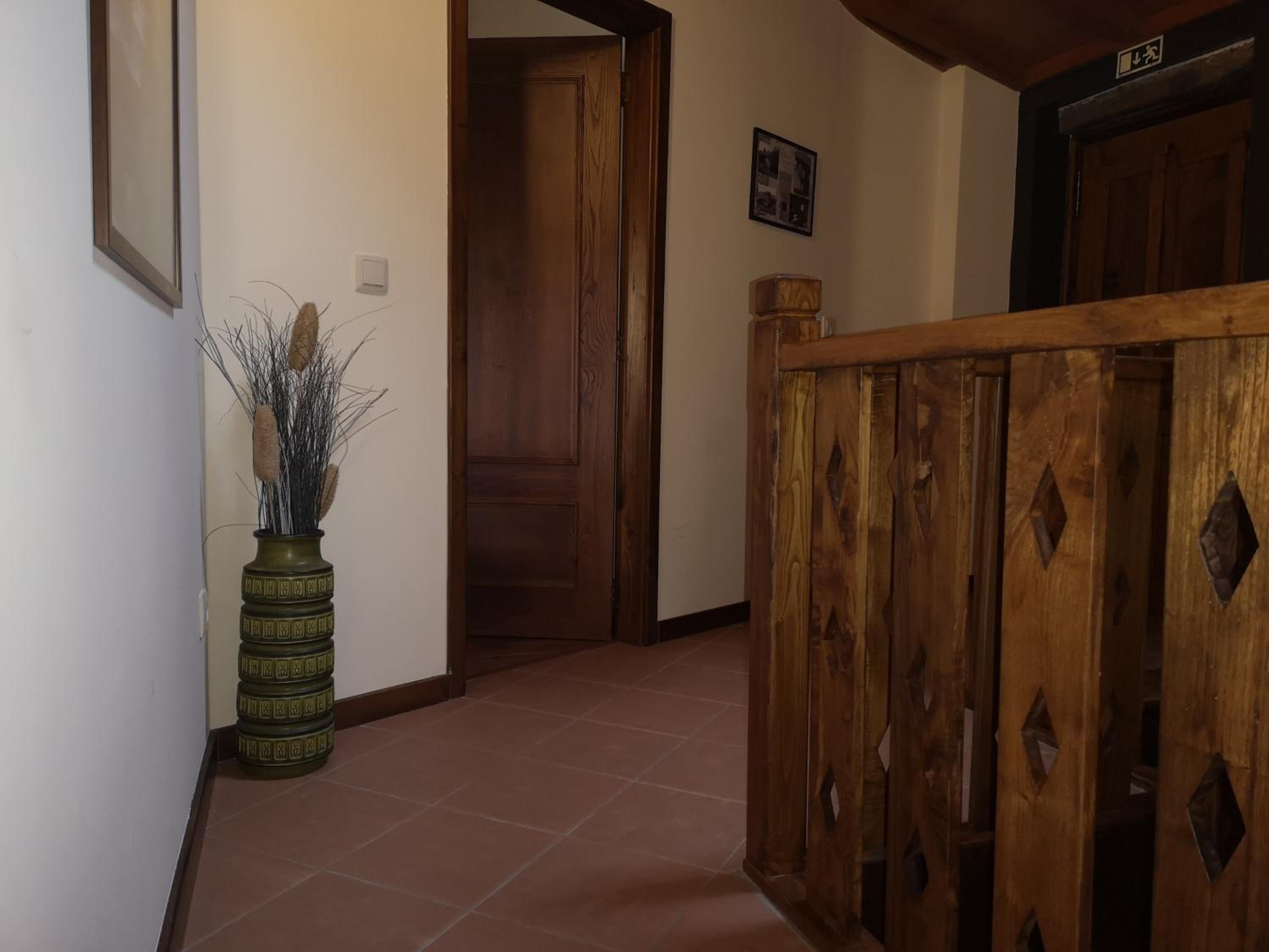 Two-Bedroom House - Photo 19