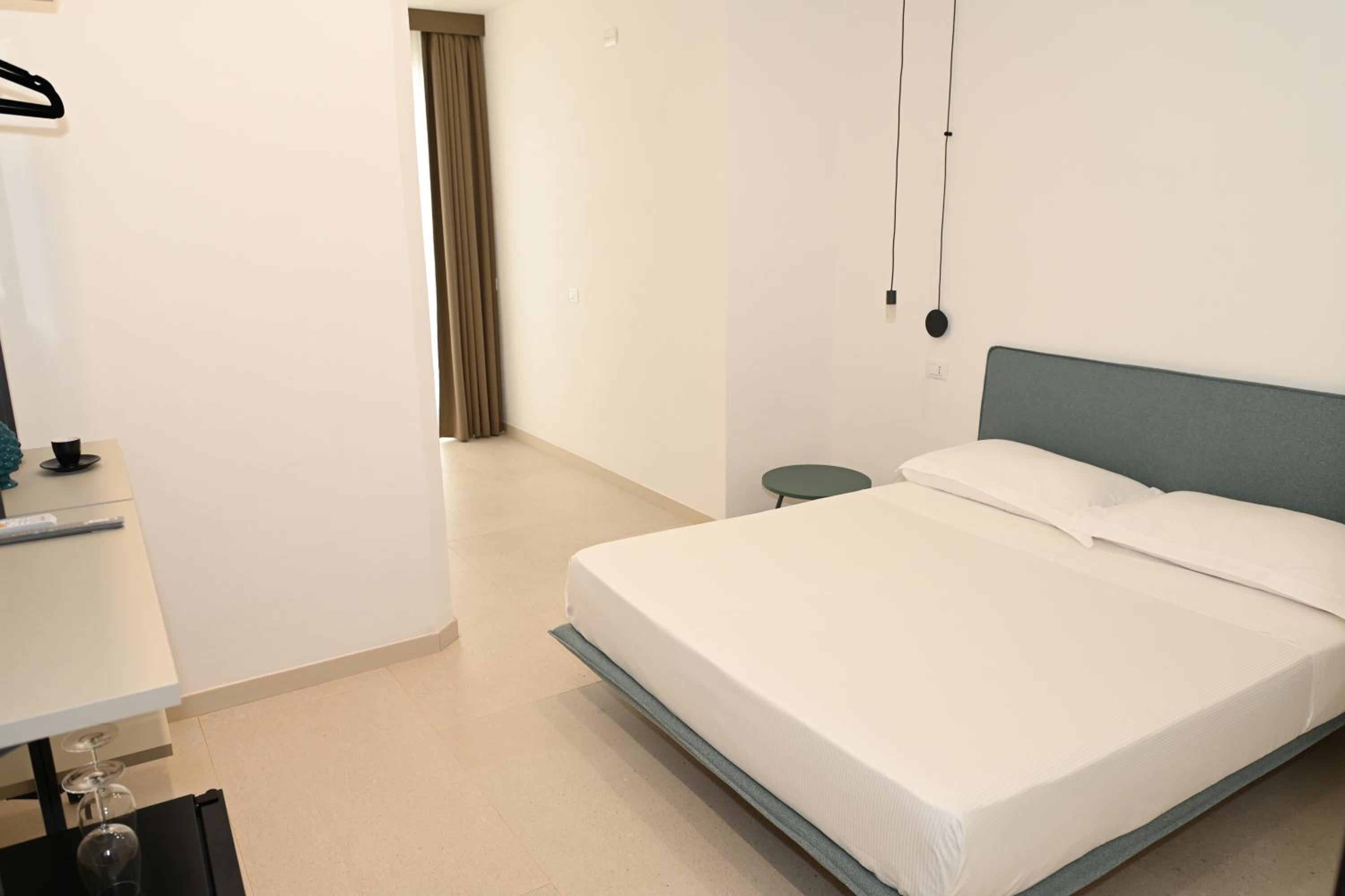 Studio Apartment photo 1