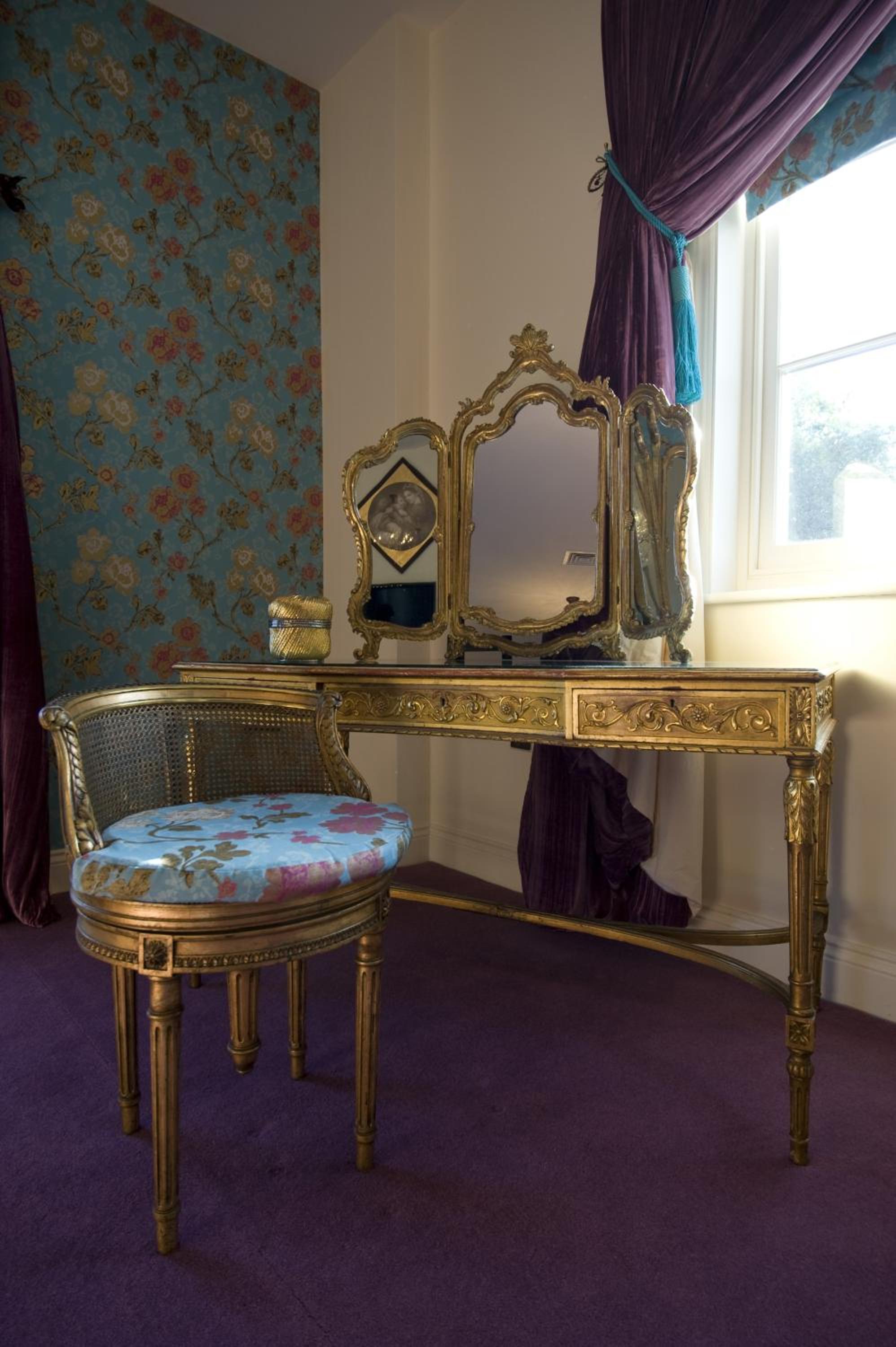 Suite - Photo 3