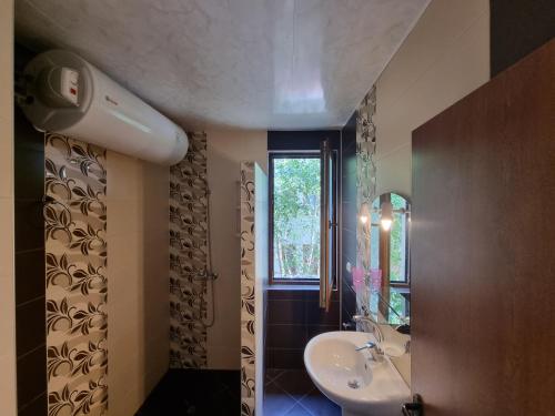 Triple Room with Pool View photo 3